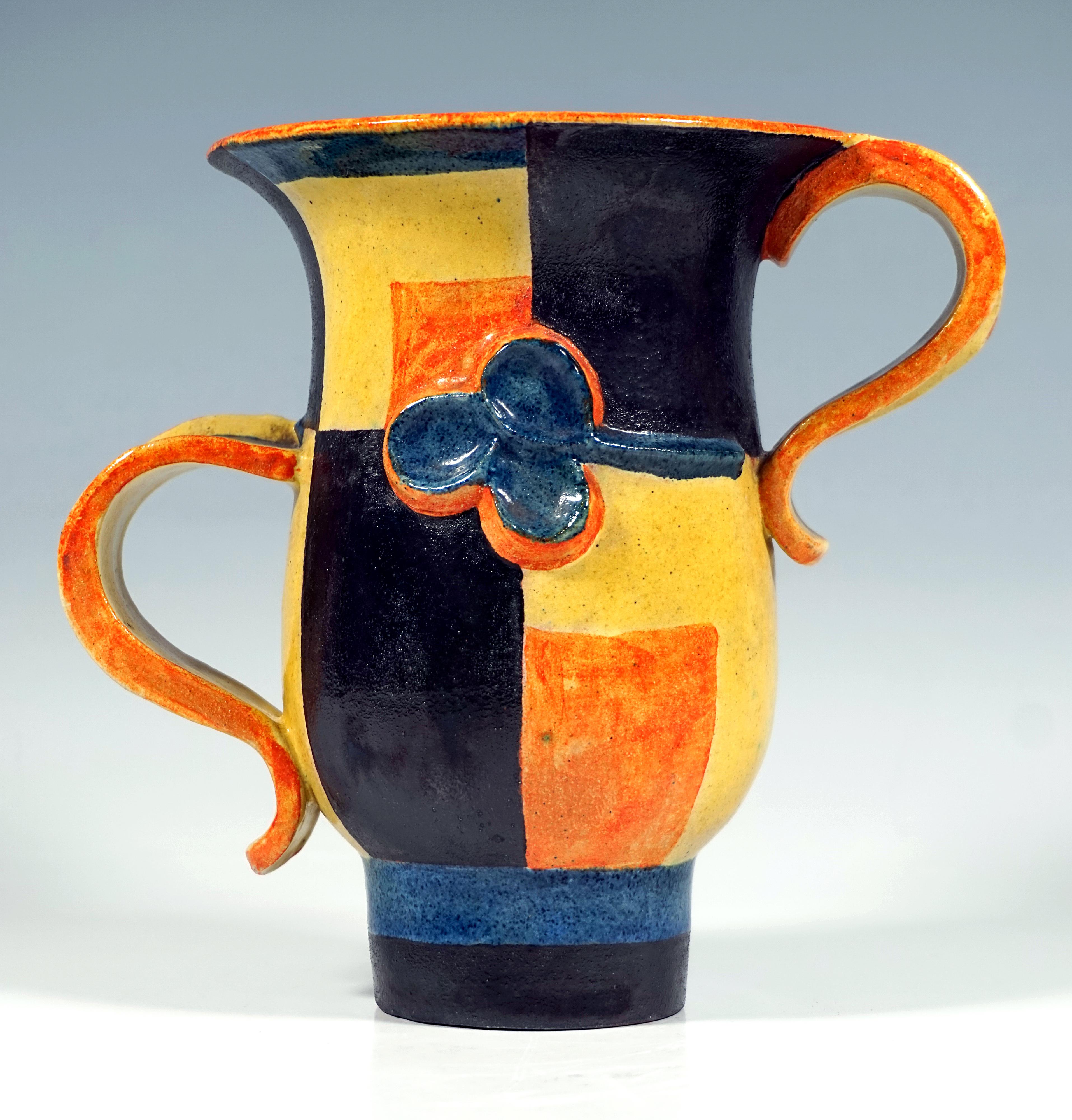 Autrichien Céramique d'art Wiener Werkstaette de style expressif, vase, de V. Wieselthier 1927 en vente