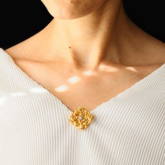 Wiese Spirit French Art Nouveau Broche en or jaune et diamants