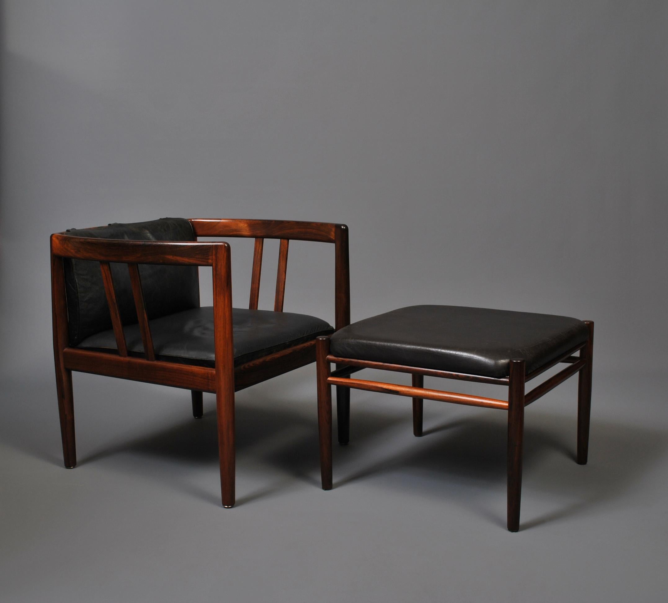 Wikkelso Holger Christiansen Lounge Chair & Ottoman In Good Condition In London, GB