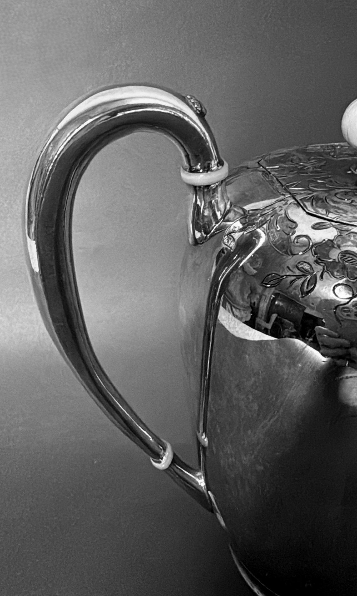 Britannia Standard Silver Wilcox Co. American Tea Service In Britannia Metal 3 Pieces