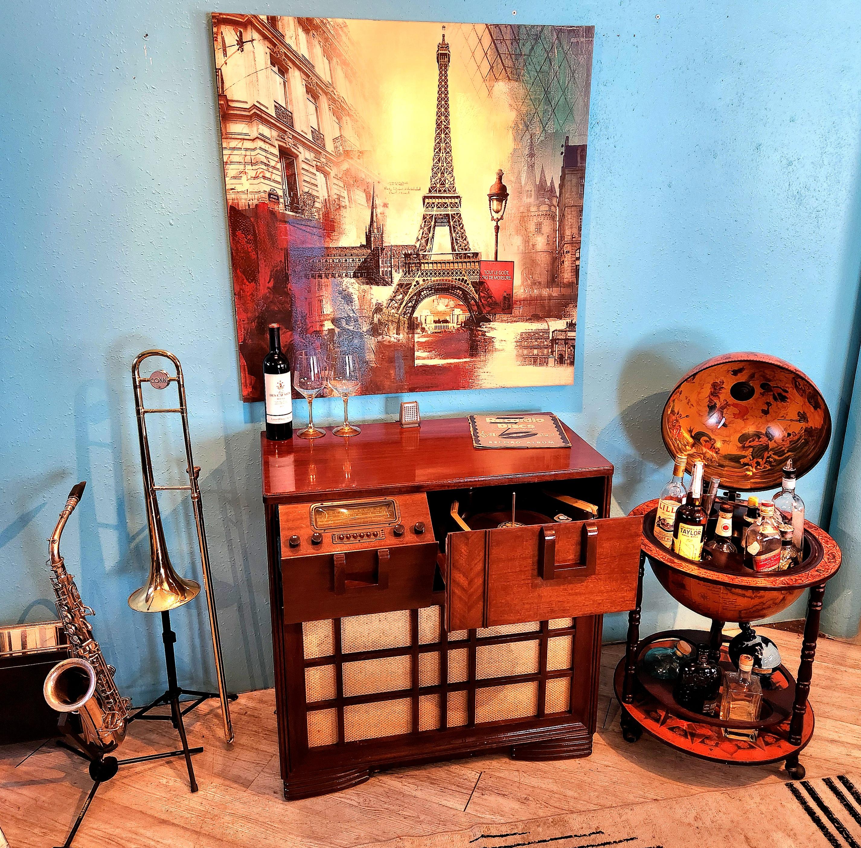 Mid-Century Modern Wilcox-Gay Recordio vintage home recording studio, radio, record player-cutter For Sale
