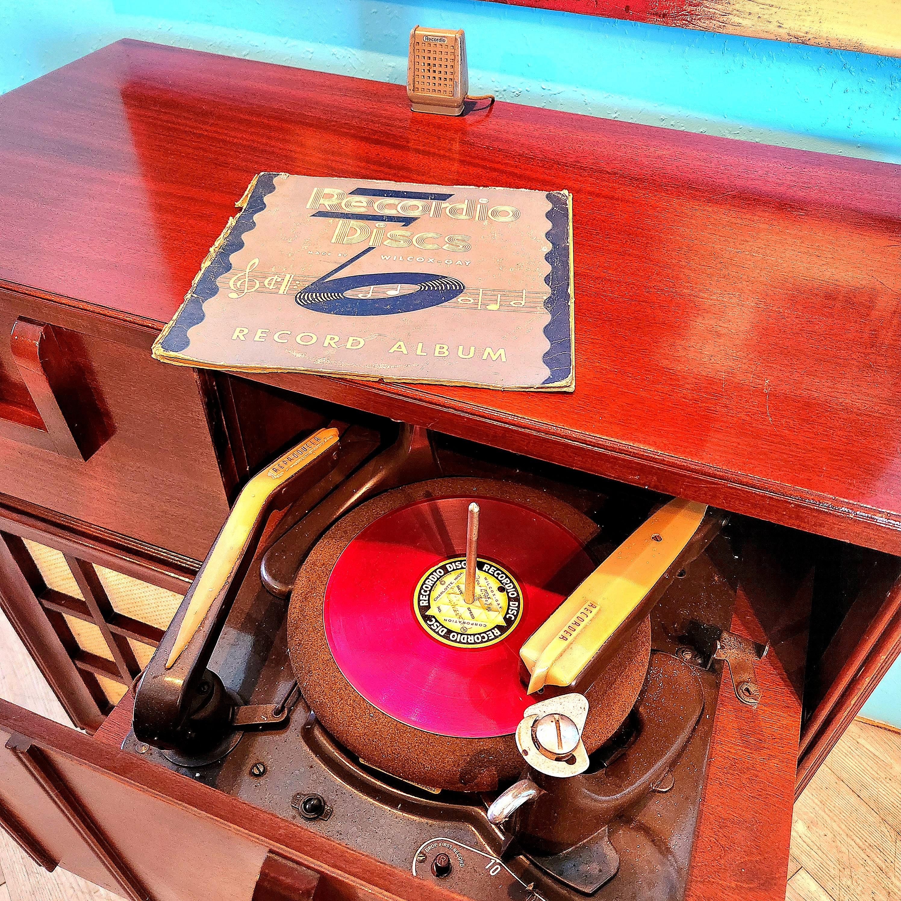 Bois A Wilcox Recordio vintage home recording studio, radio, tourne-disque-cutter en vente