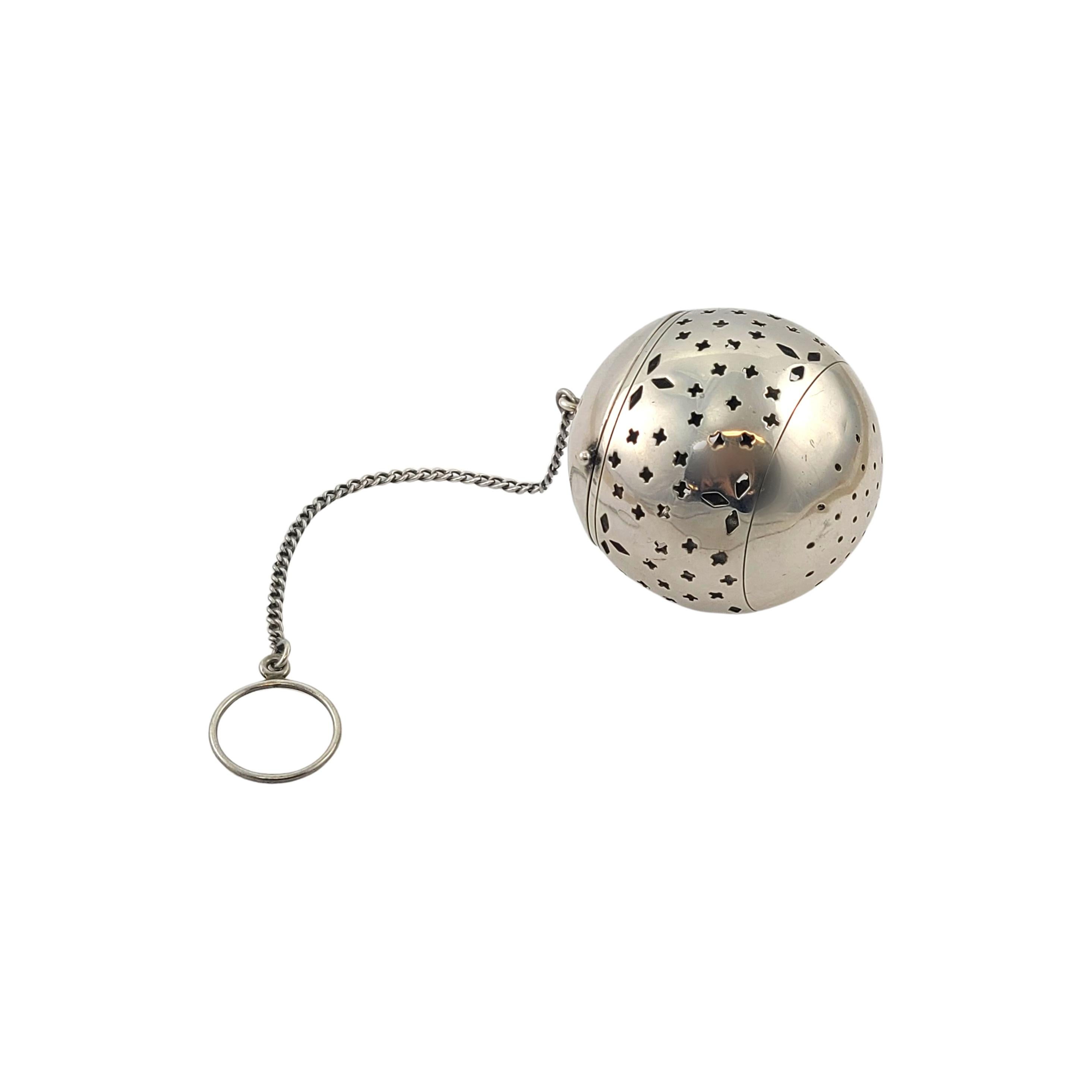Women's or Men's Wilcox Silver Plate Company Sterling Silver Tea Ball Infuser