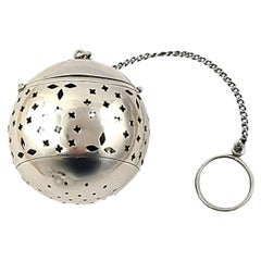 Wilcox Silver Plate Company Sterling Silver Tea Ball Infuser