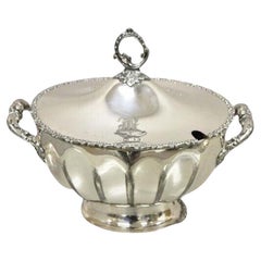 Soupière à couvercle victorienne Wilcox Silverplate Co avec monogramme B