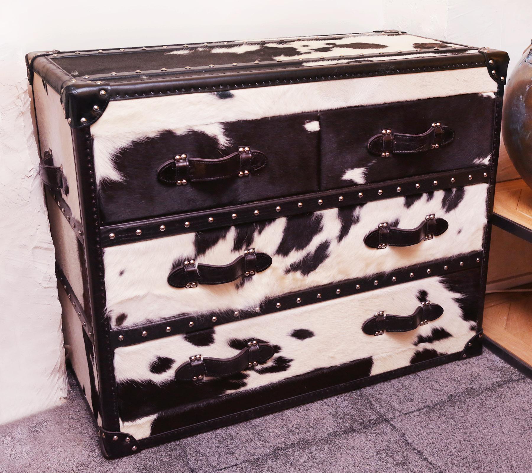black and white chest of drawers