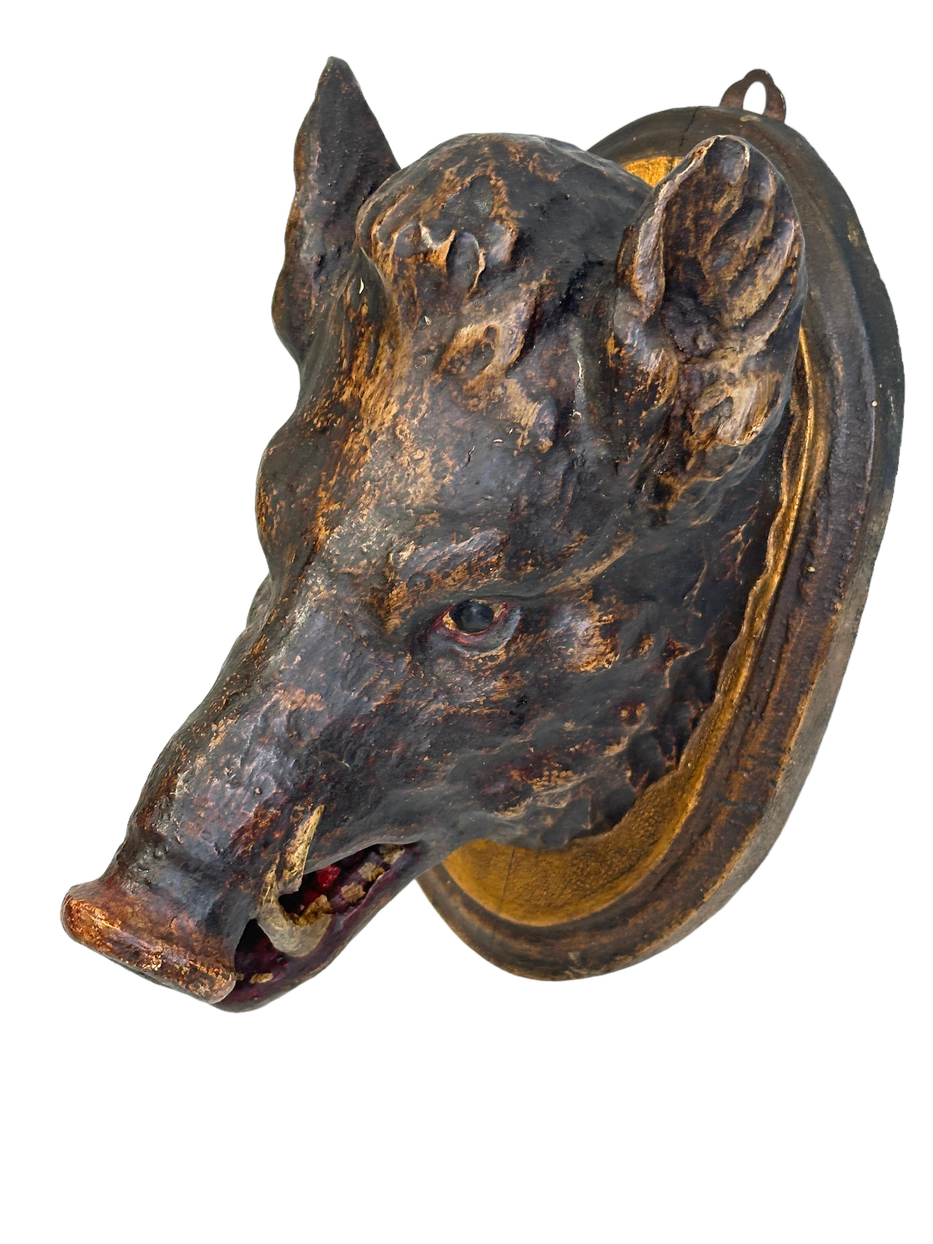 Wild Boar Head Black Forest Hand Carved Folk Art Wooden Trophy, 19th Century In Good Condition In Nuernberg, DE