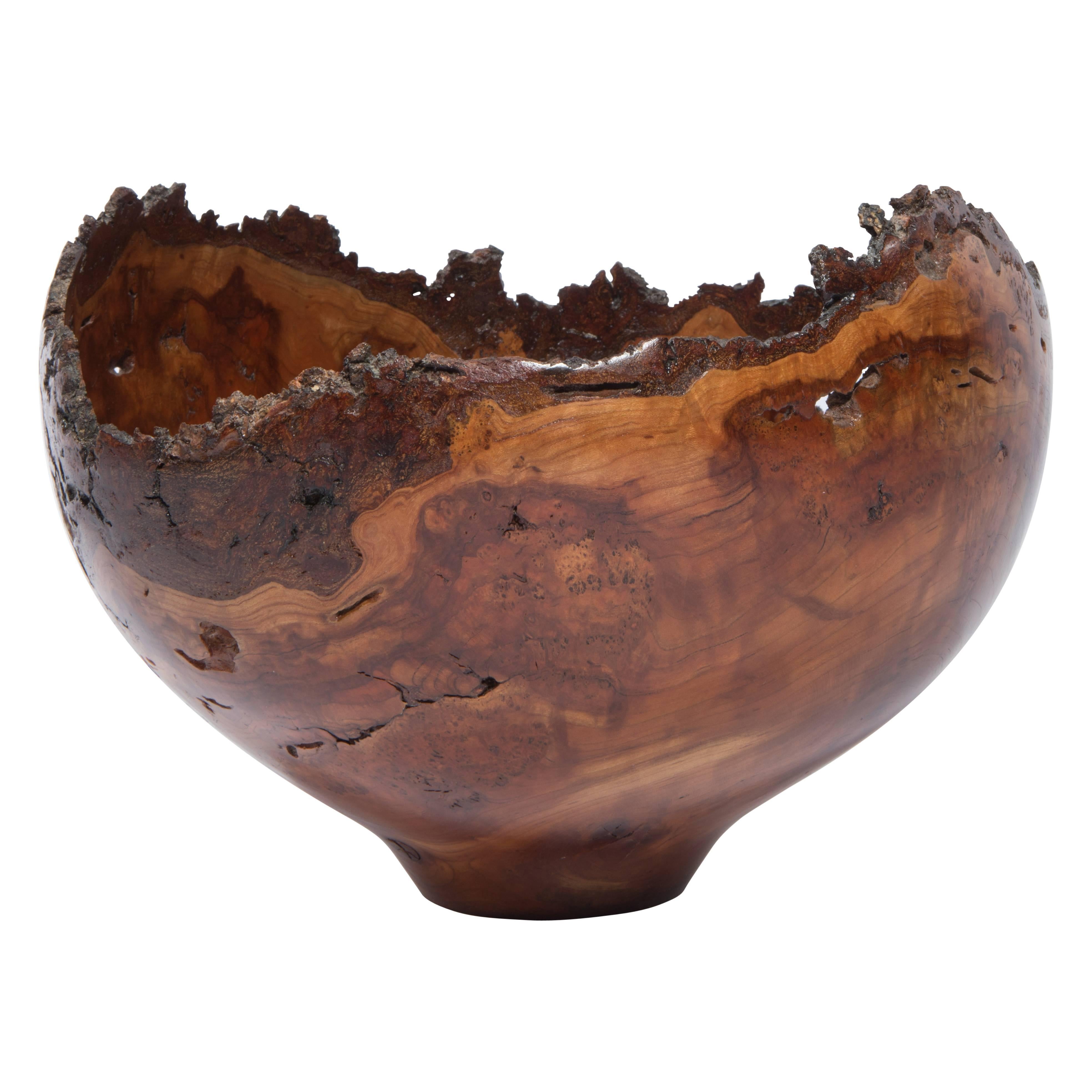 Wild Cherry Burl Bowl by Charles Hutson, circa 1980s In Good Condition In Brooklyn, NY