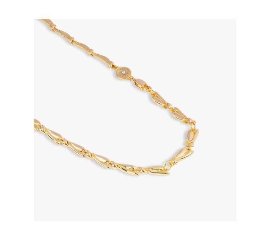 Wild Flower choker necklace in 14k gold plated sterling silver

Designed for the wild romantic, the Wild Flower collection is inspired by hazy summer days & barley fields. 3D barley shapes are cast in silver and link together creating a full choker