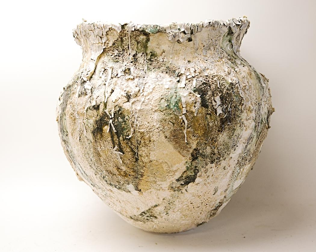  Dimensioni:

vaso grande e pesante... ottimo per i rami grandi con un'apertura della bocca più ampia 
16x17