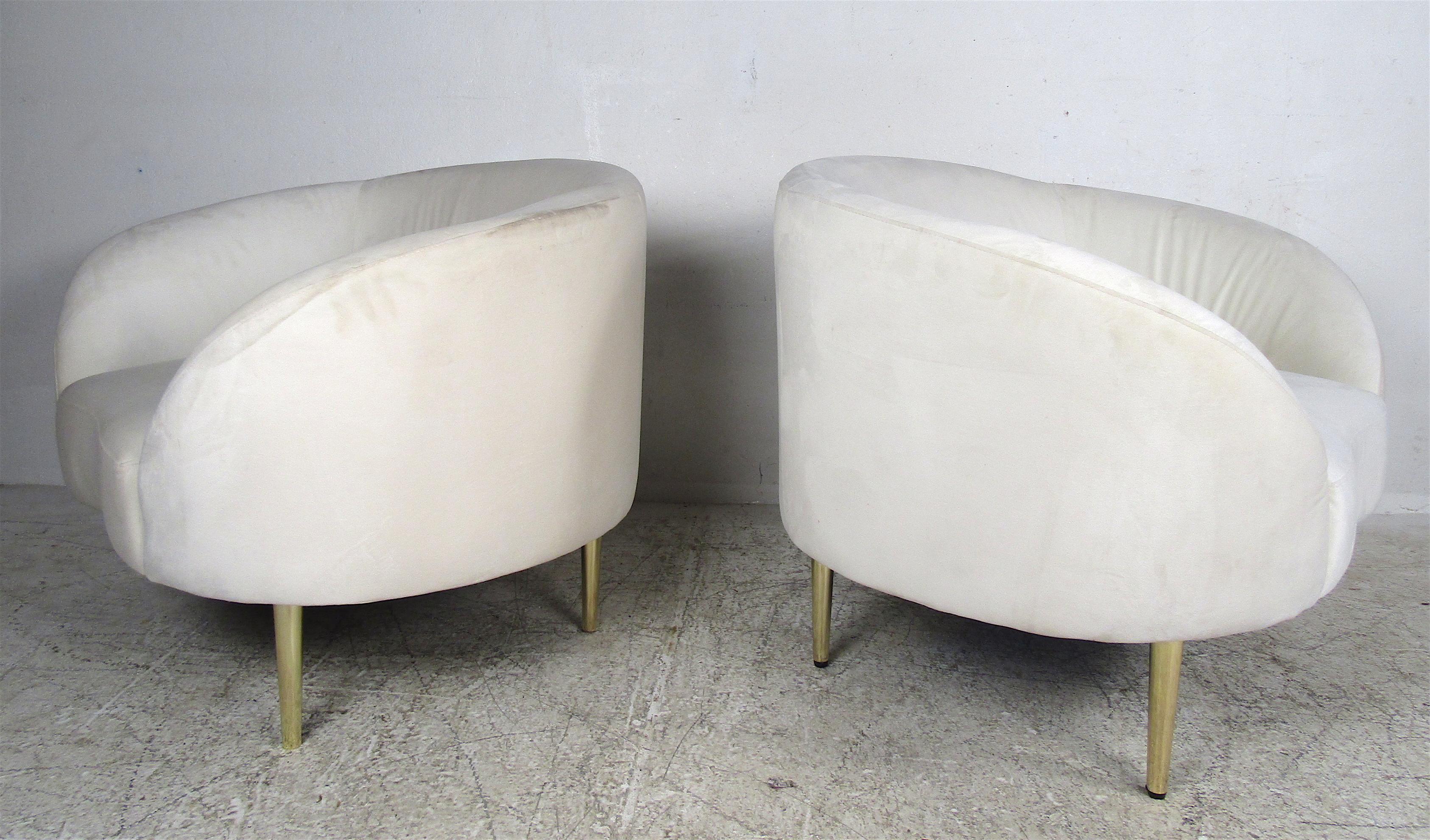 Mid-Century Modern Wild Pair of White Italian Club Chairs For Sale