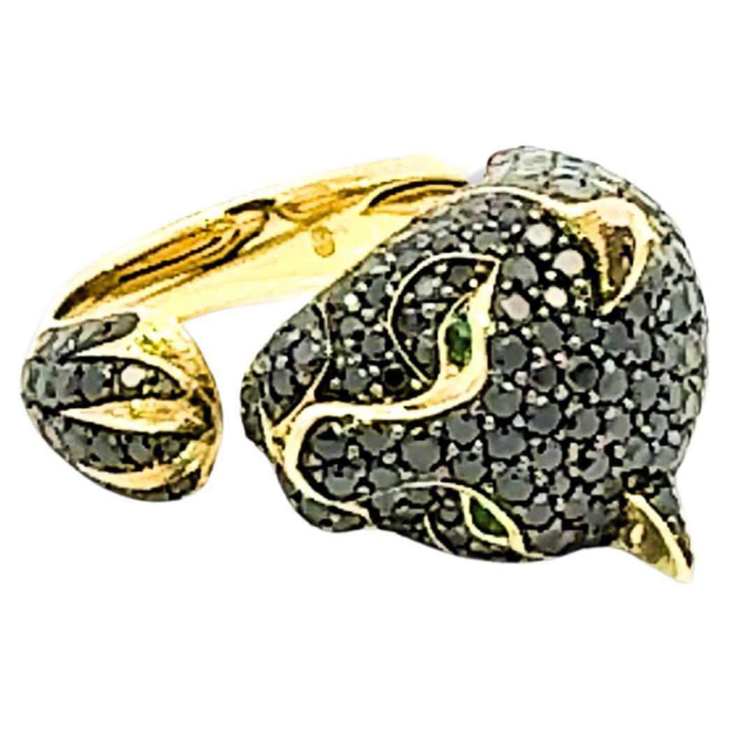 Wild Panther Emerald Black Diamond Yellow 18K Exclusive Gold For Sale