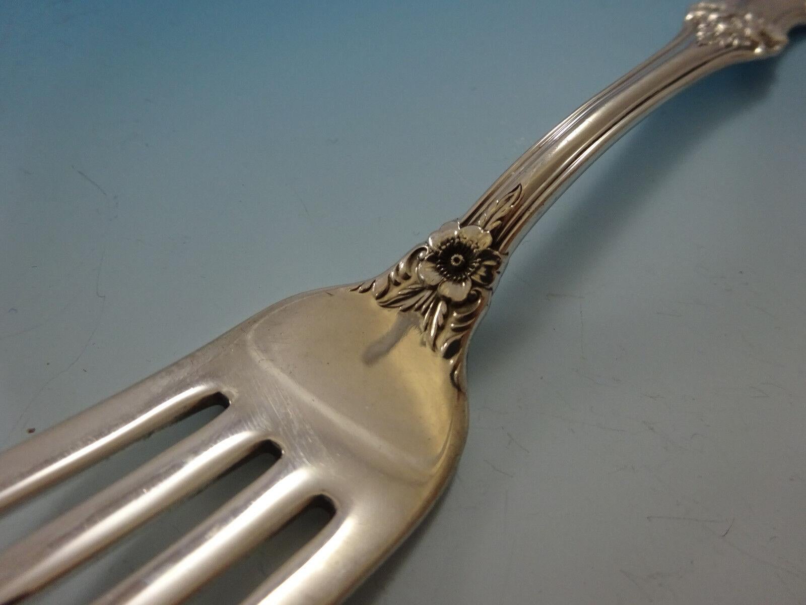 Milieu du XXe siècle Service de couverts Wild Rose by International Sterling Silver 38 Pieces en vente