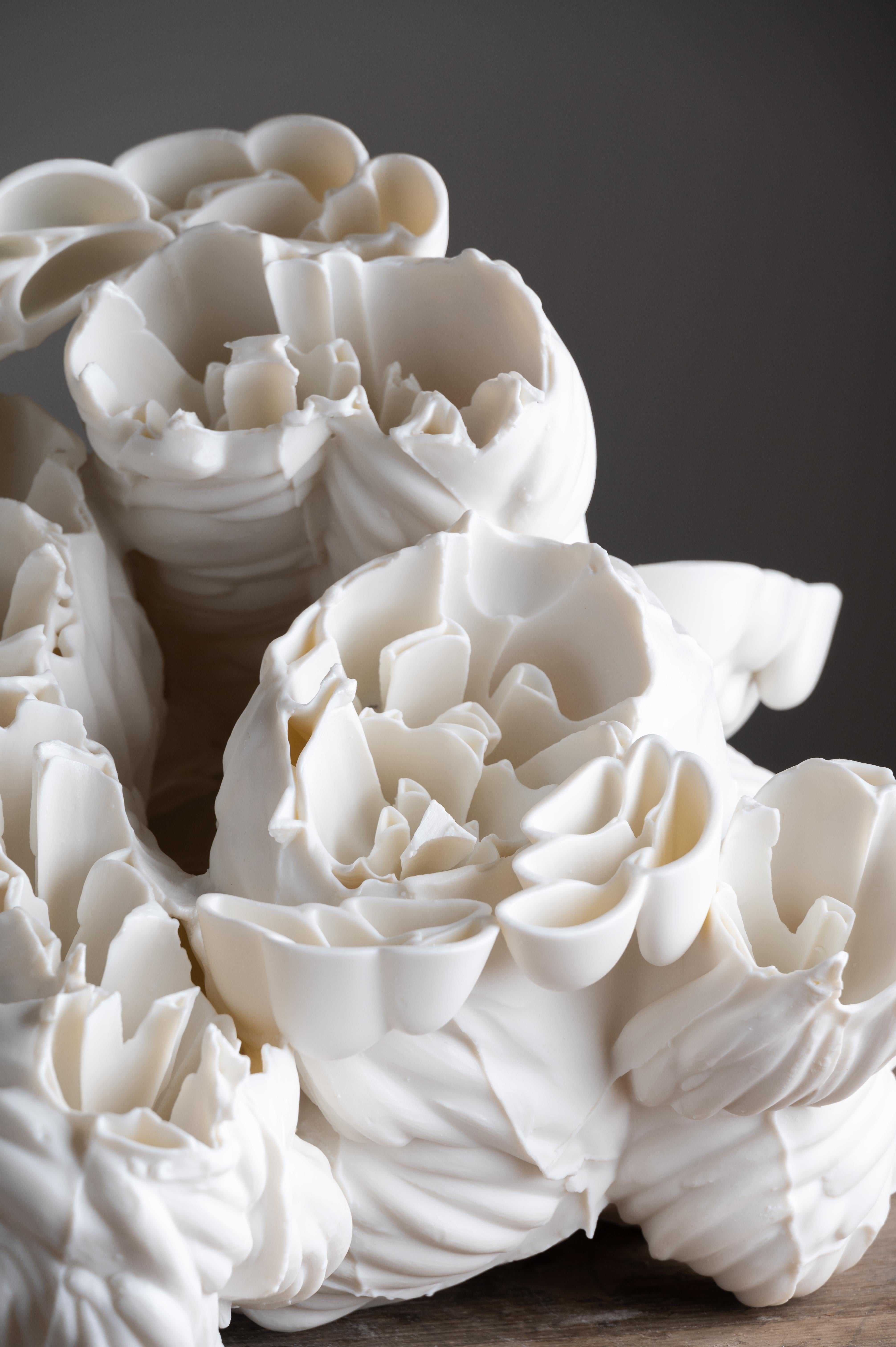 XXI secolo e contemporaneo Scultura Wild Rose Reel II di Zsolt József Simon in vendita