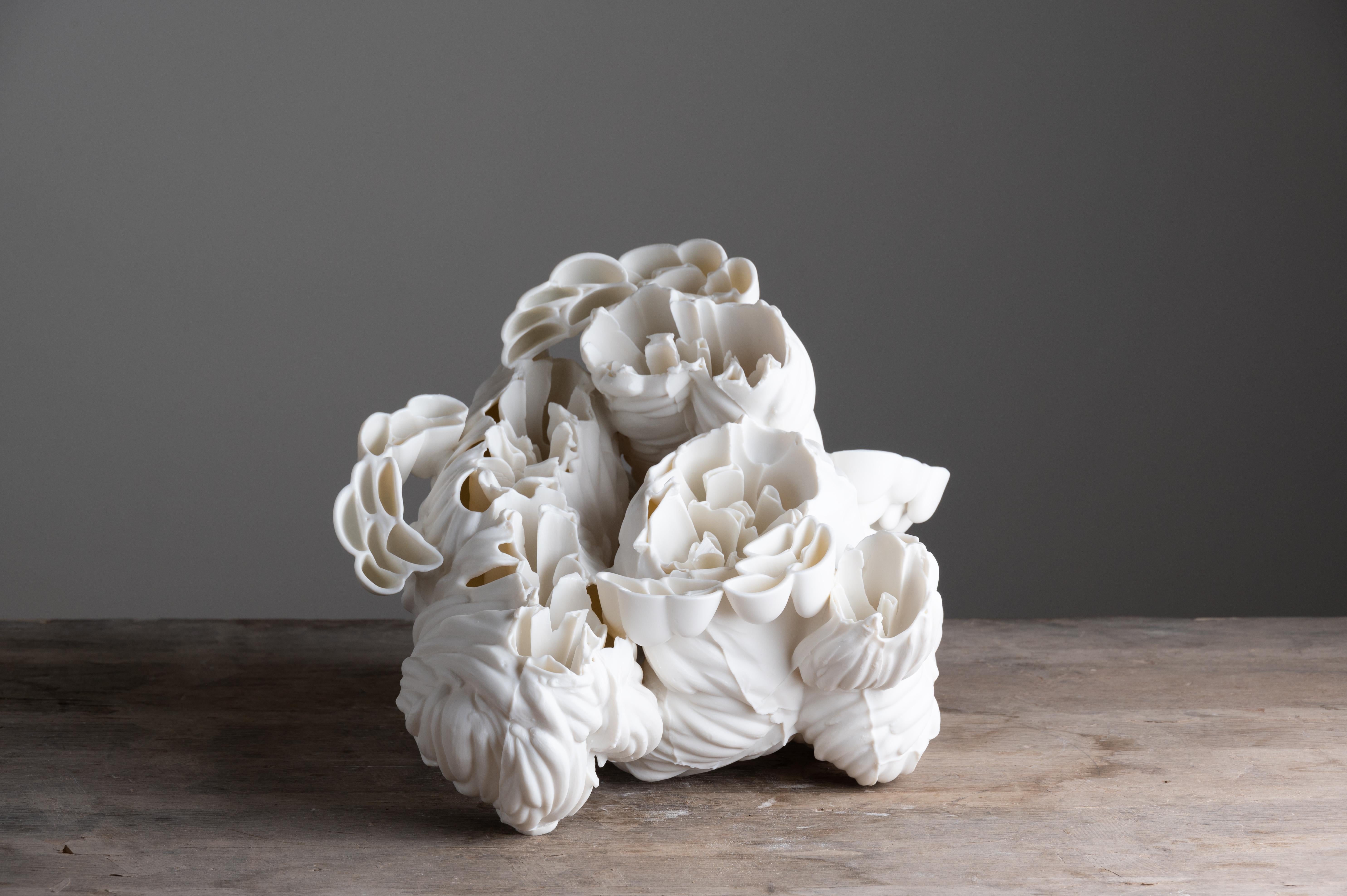 Scultura Wild Rose Reel II di Zsolt József Simon in vendita 1