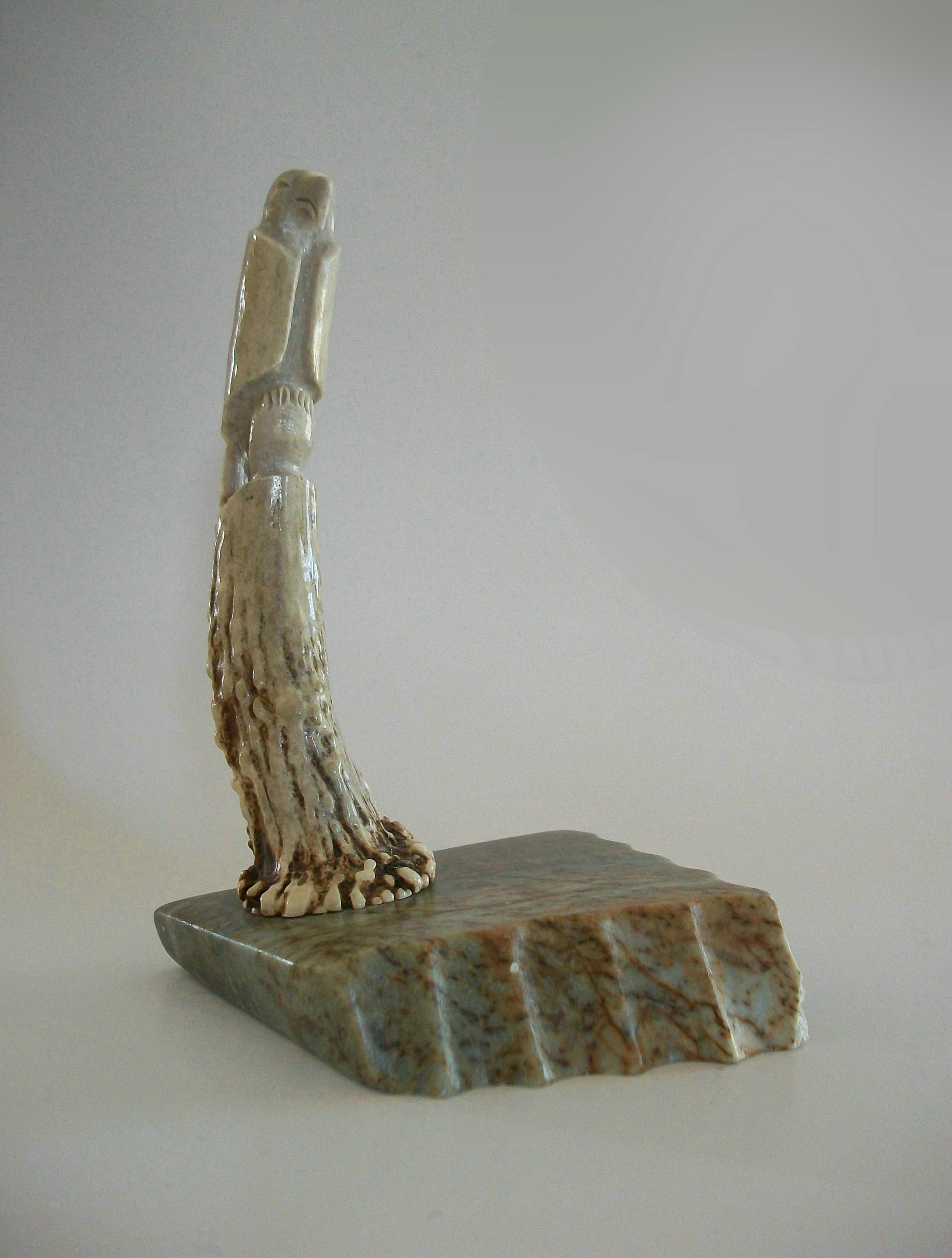 WILDE - Inuit Deer Antler & Stone Carving of an Eagle - Canada - Circa 2004 For Sale 7
