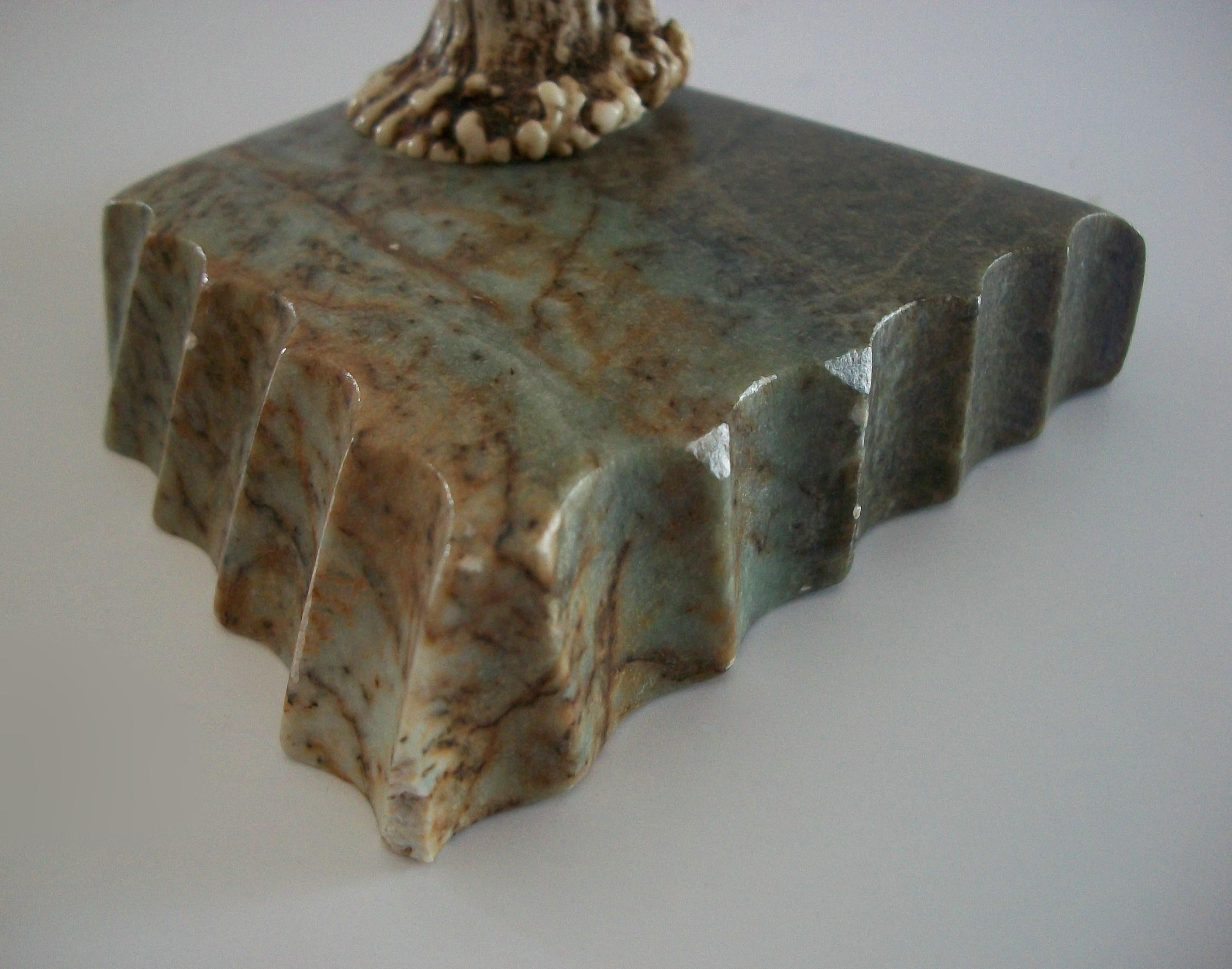 WILDE - Inuit Deer Antler & Stone Carving of an Eagle - Canada - Circa 2004 For Sale 12