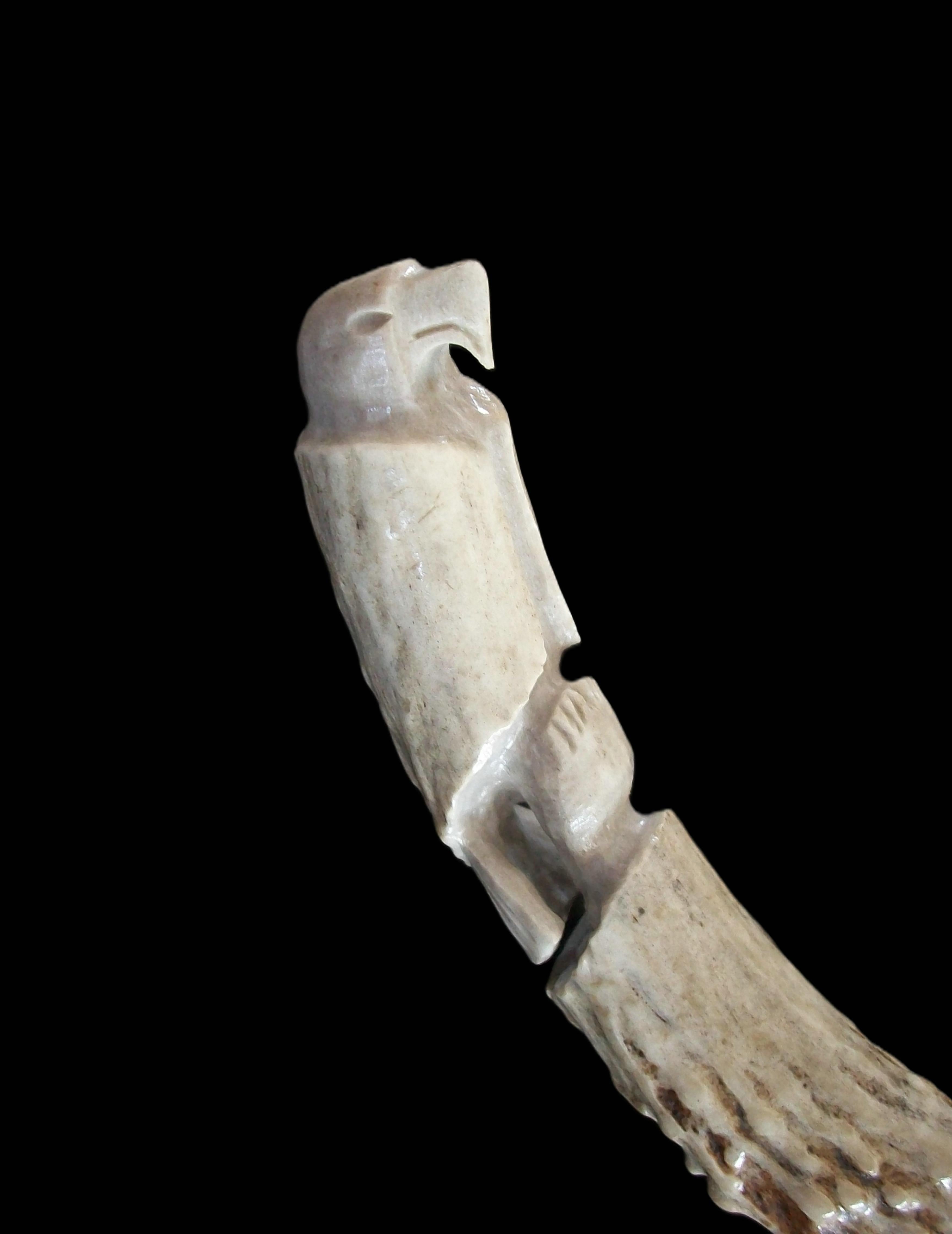 WILDE - Inuit Deer Antler & Stone Carving of an Eagle - Canada - Circa 2004 For Sale 2