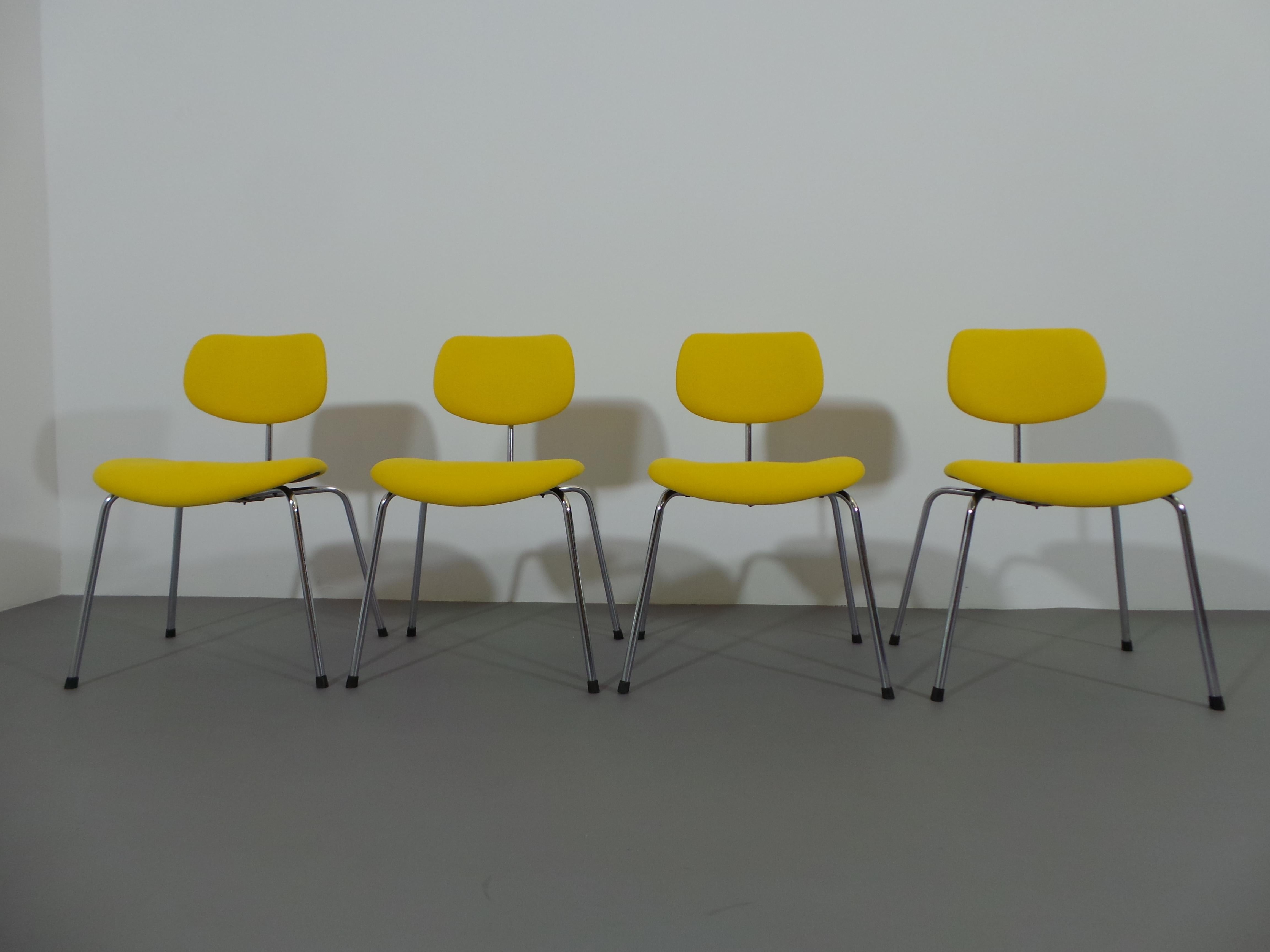 Steel Wilde & Spieth Four Chairs Model Se 68 by Egon Eiermann in Yellow Fabric For Sale