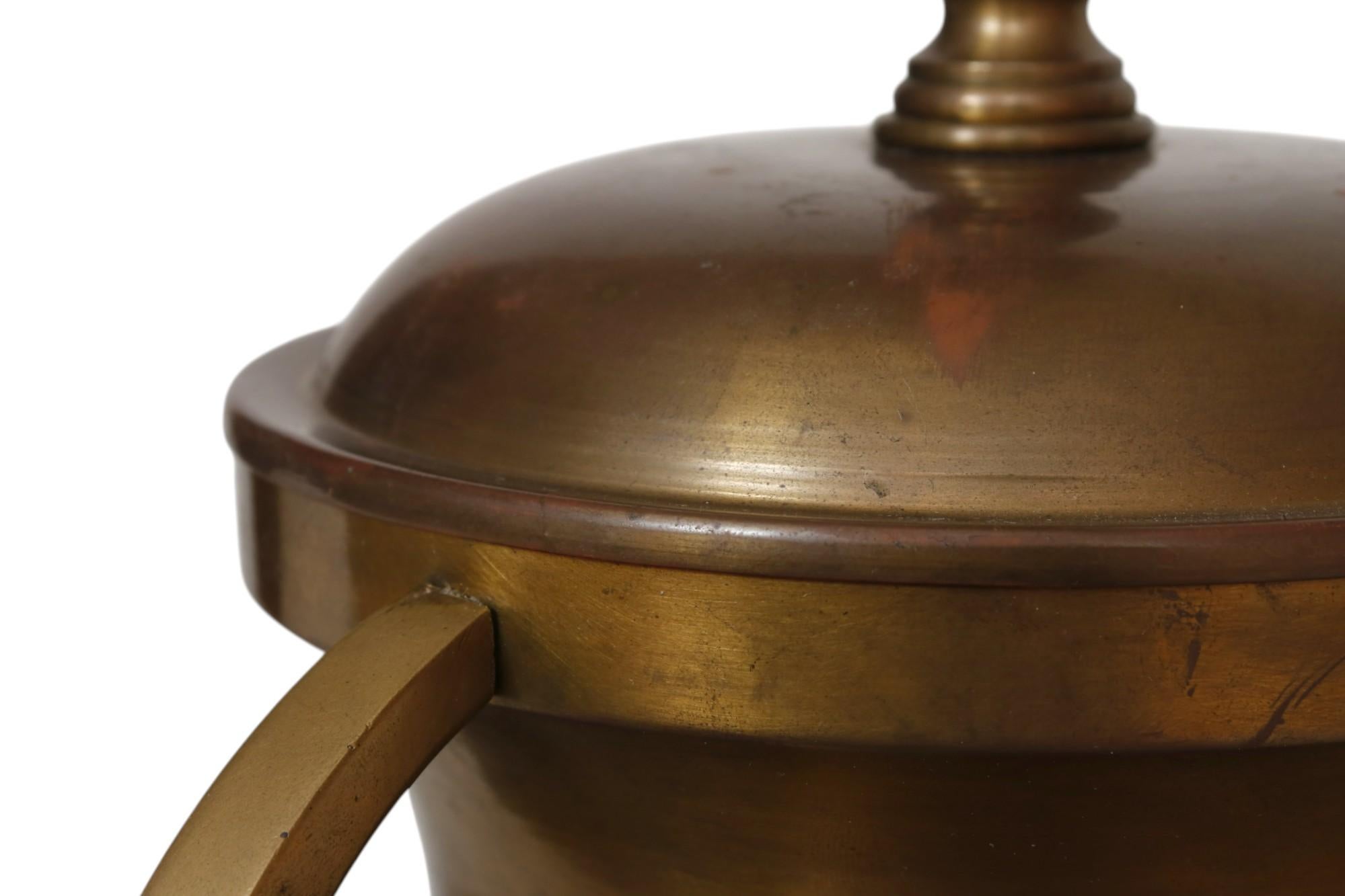 Wildwood Brass Amphora Table Lamp In Good Condition For Sale In Bradenton, FL