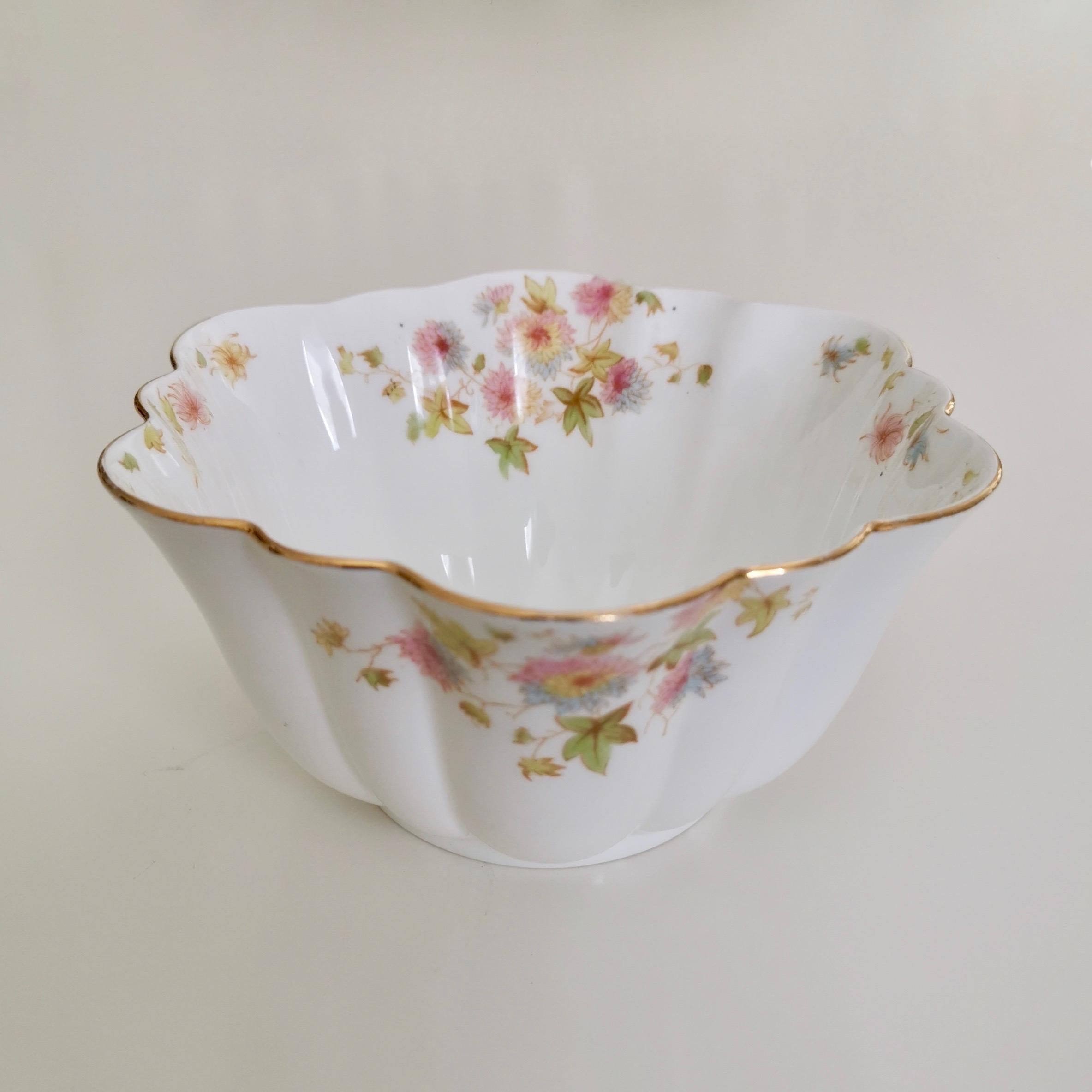 Wileman Porcelain Tea Set, Chrysanthemum, Pastel Colors, Art Nouveau, 1896 2