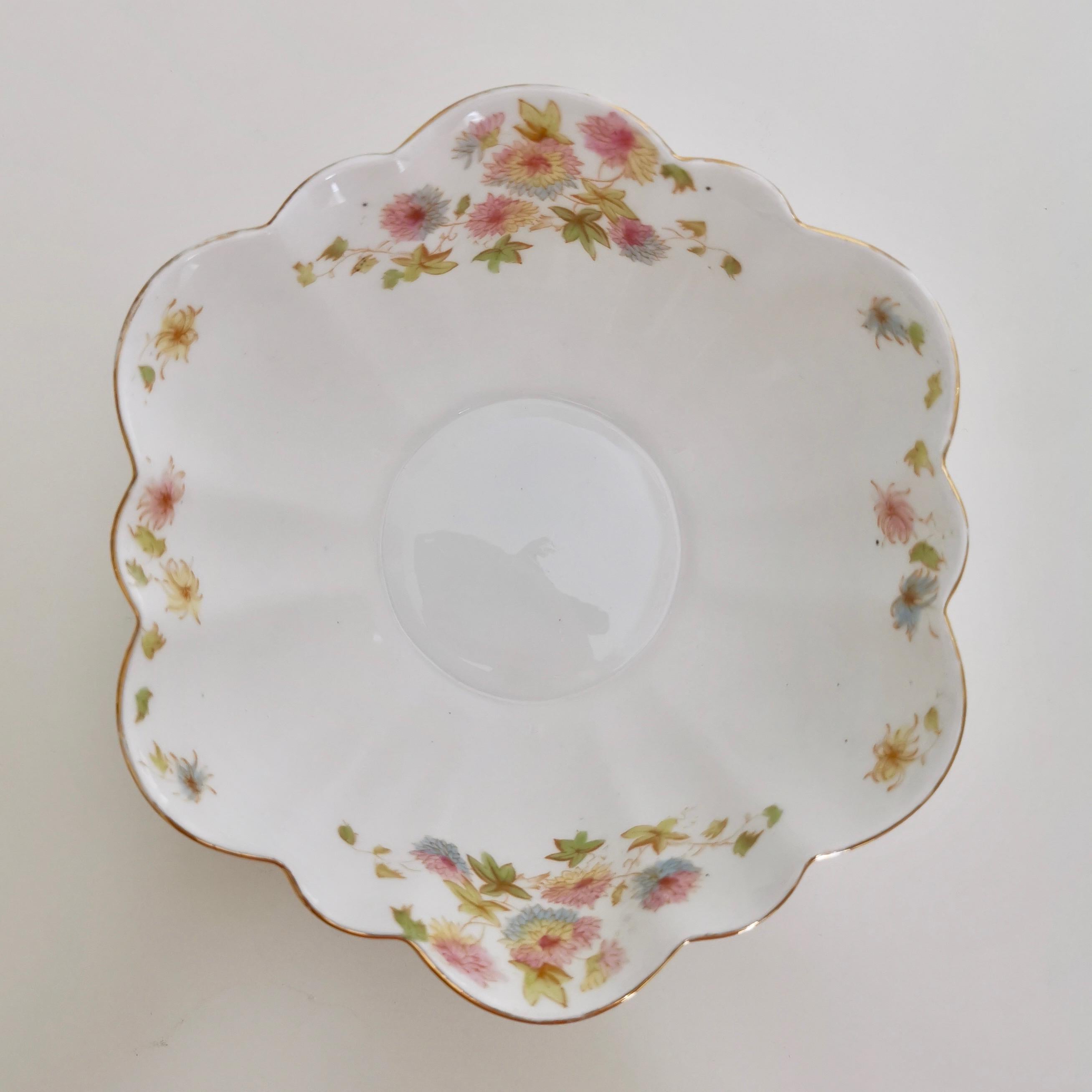 Wileman Porcelain Tea Set, Chrysanthemum, Pastel Colors, Art Nouveau, 1896 3
