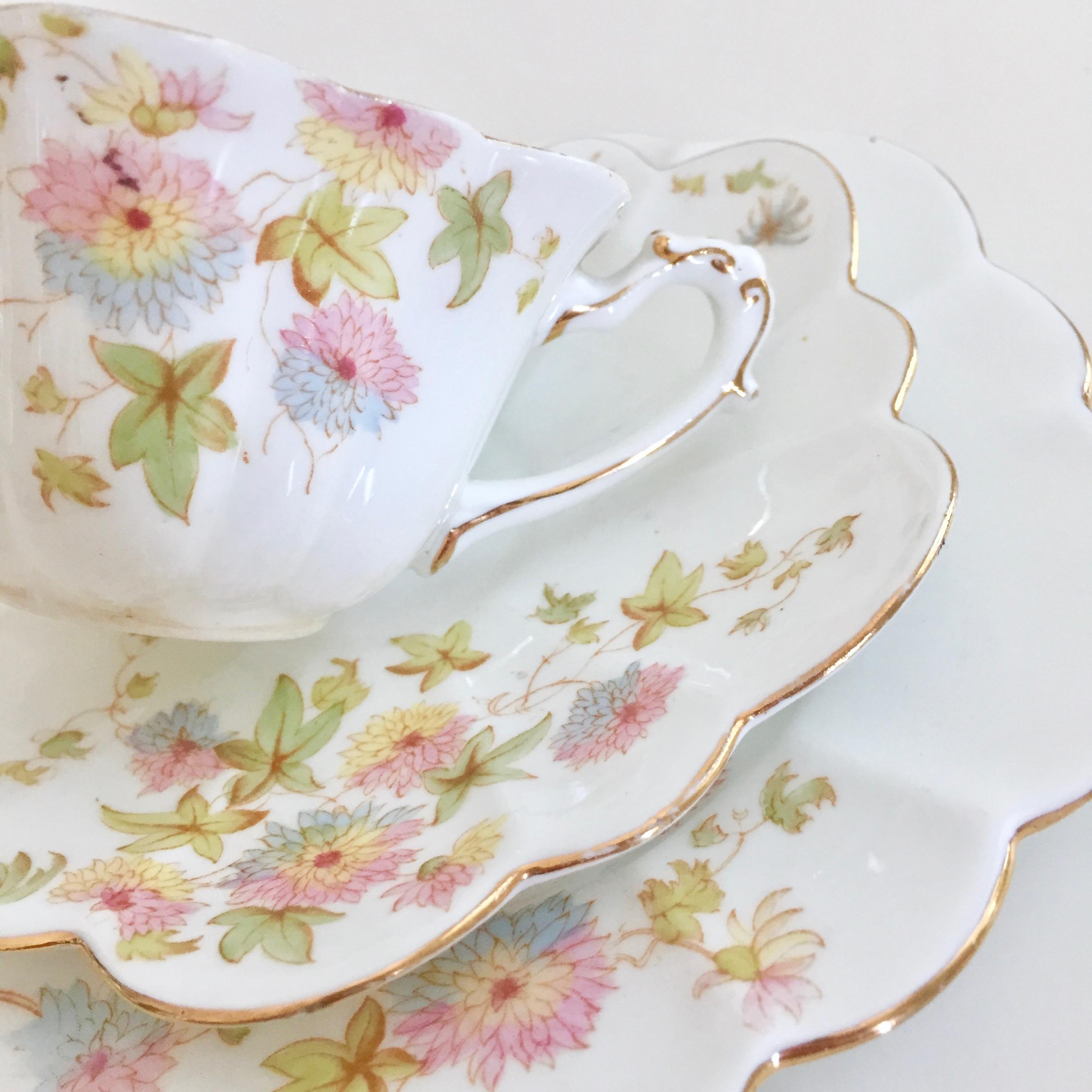 English Wileman Porcelain Tea Set, Chrysanthemum, Pastel Colors, Art Nouveau, 1896