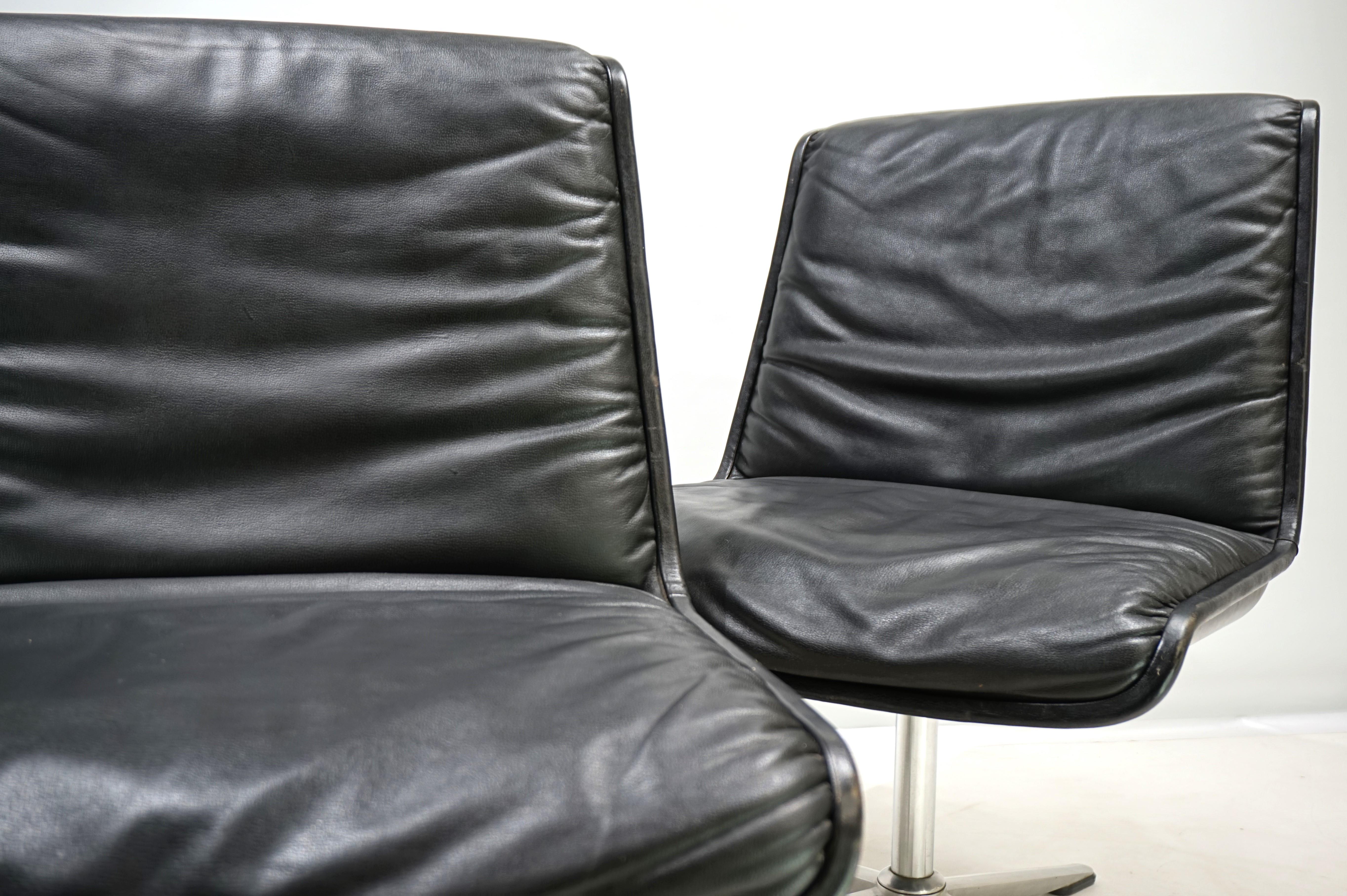 Wilkhahn Delta set of 2 leather conference / dining chairs by Delta, 1960 For Sale 3