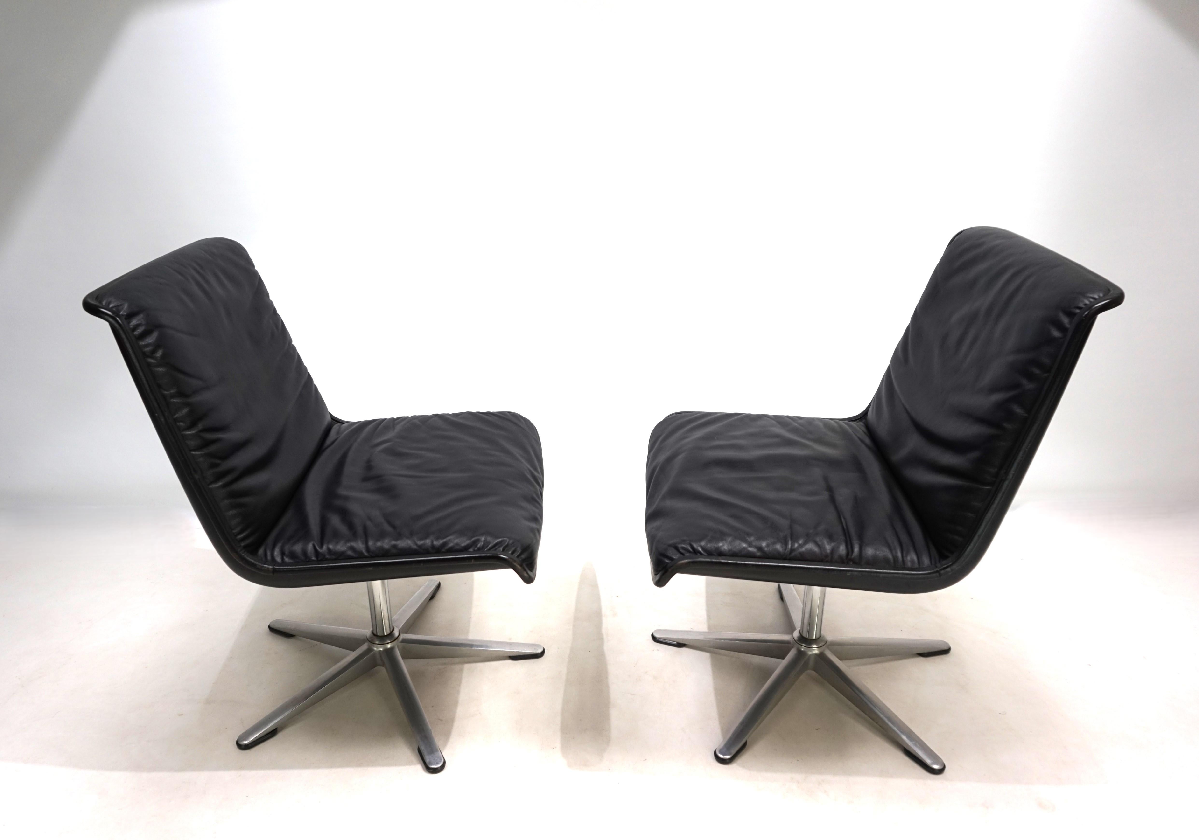 Wilkhahn Delta set of 2 leather conference / dining chairs by Delta, 1960 For Sale 1