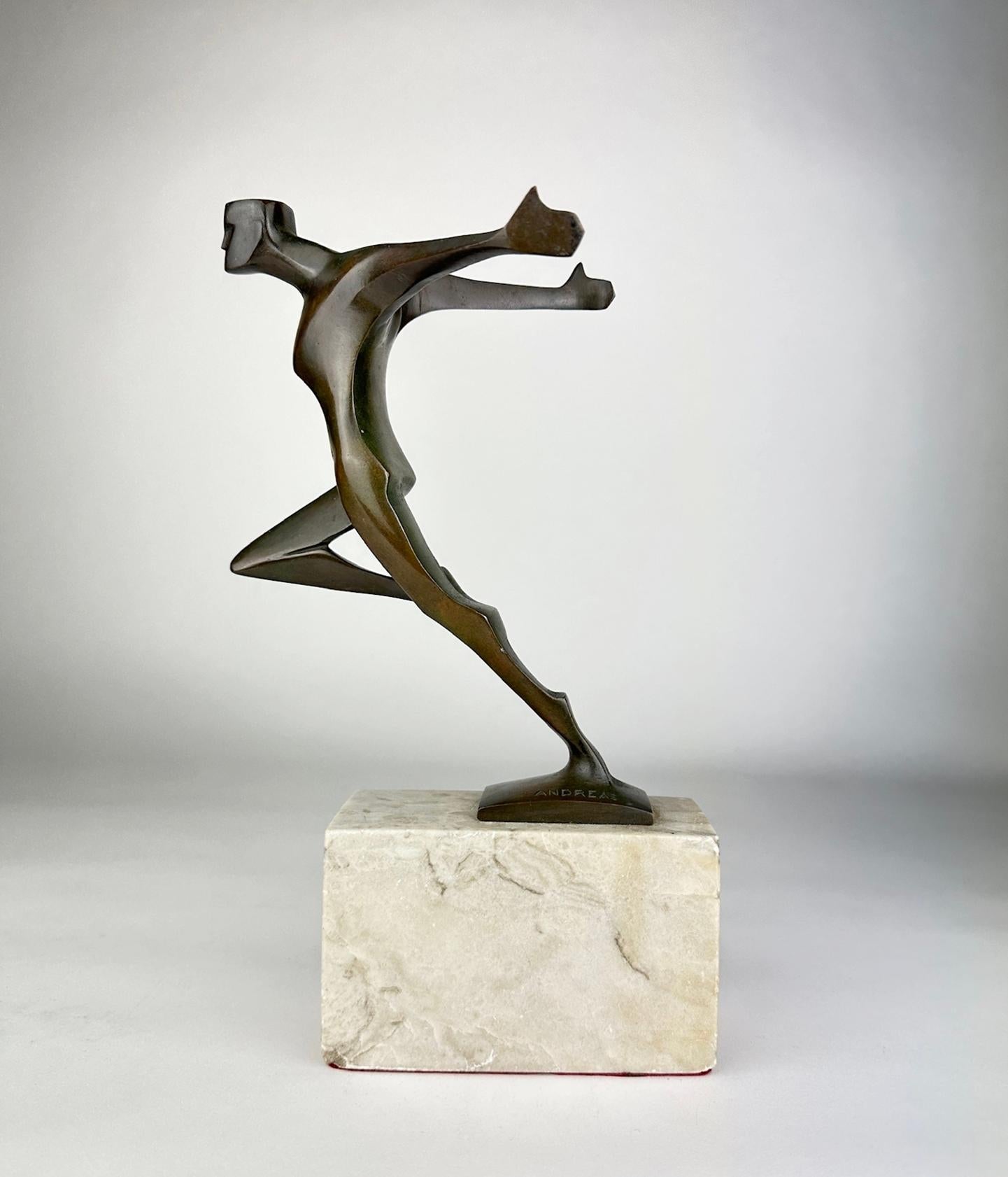 Wilhelm Andreas
Leipzig 1882 - 1951

Die Willle

Bronze, signiert
Höhe inkl. Sockel 26,7 cm

Echtheit wird schriftlich bestätigt

Wilhelm Andreas studierte von Ostern 1899 bis Ostern 1903 als Vollschüler an der Kunstakademie Leipzig und war von 1919