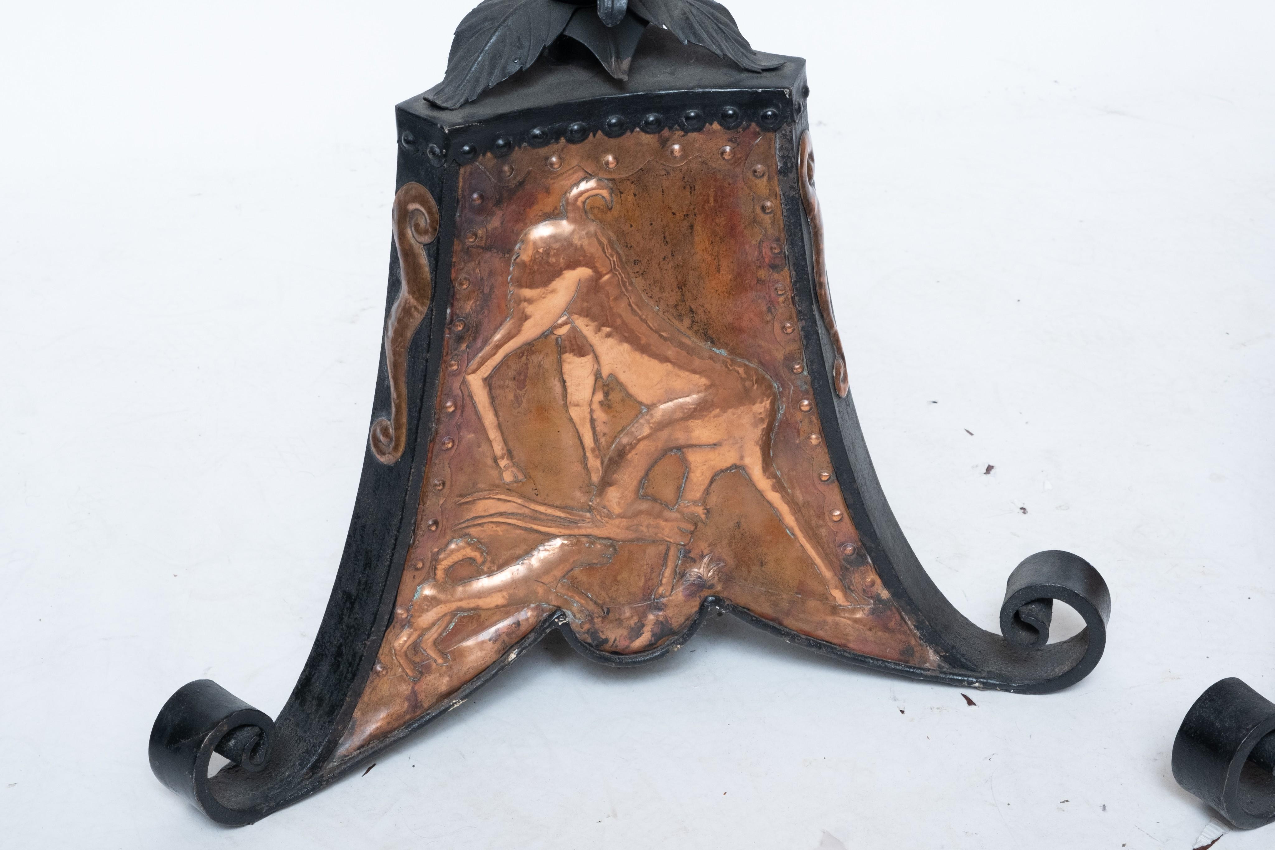Wilhelm Hunt Diederich Raro par de lámparas de pie tipo antorcha de hierro forjado a mano en venta 4