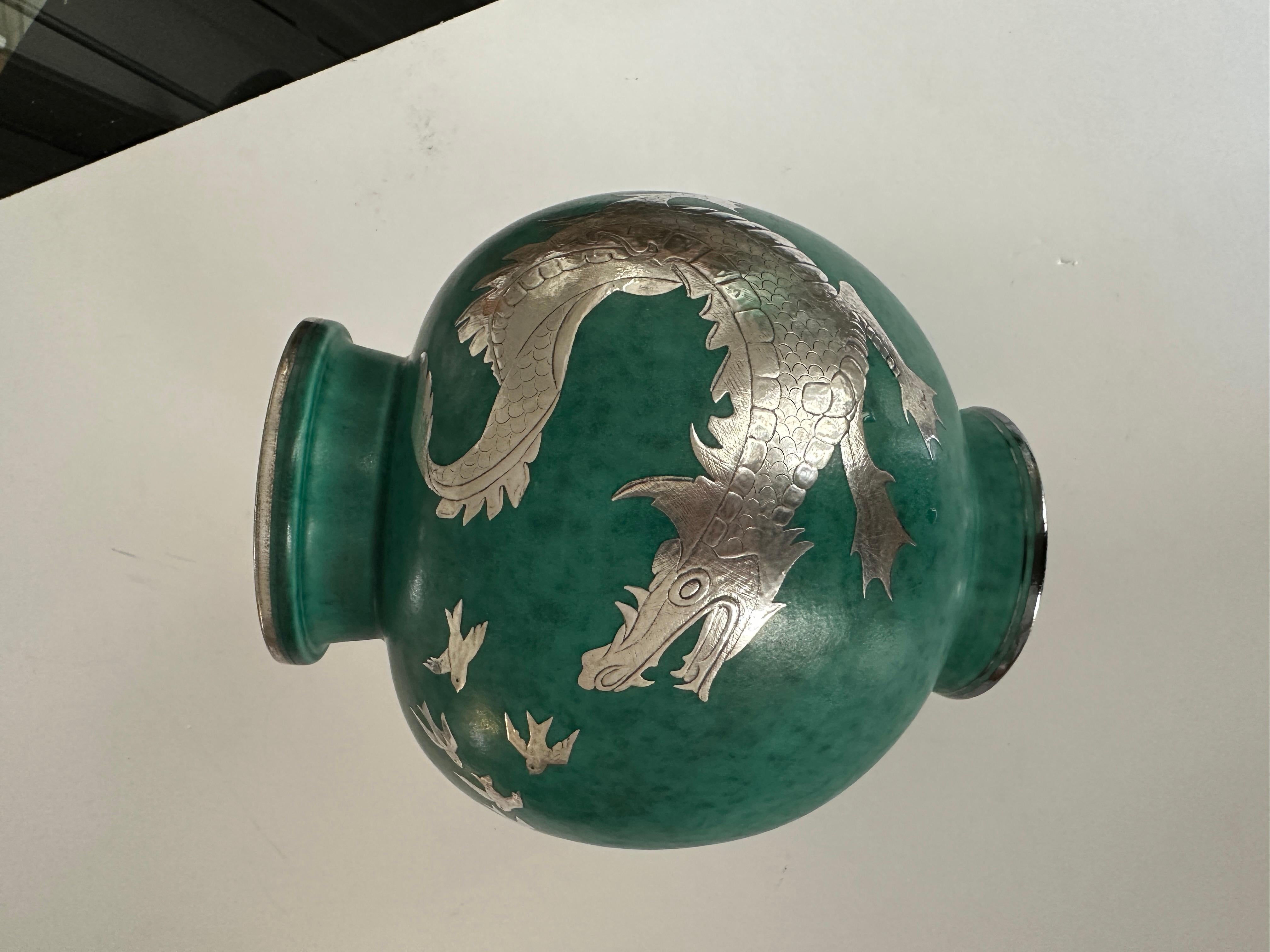 Wilhelm Kage “Argenta” vase 1045 glazed stoneware silver Gustavsberg Sweden 1950 (Silber) im Angebot