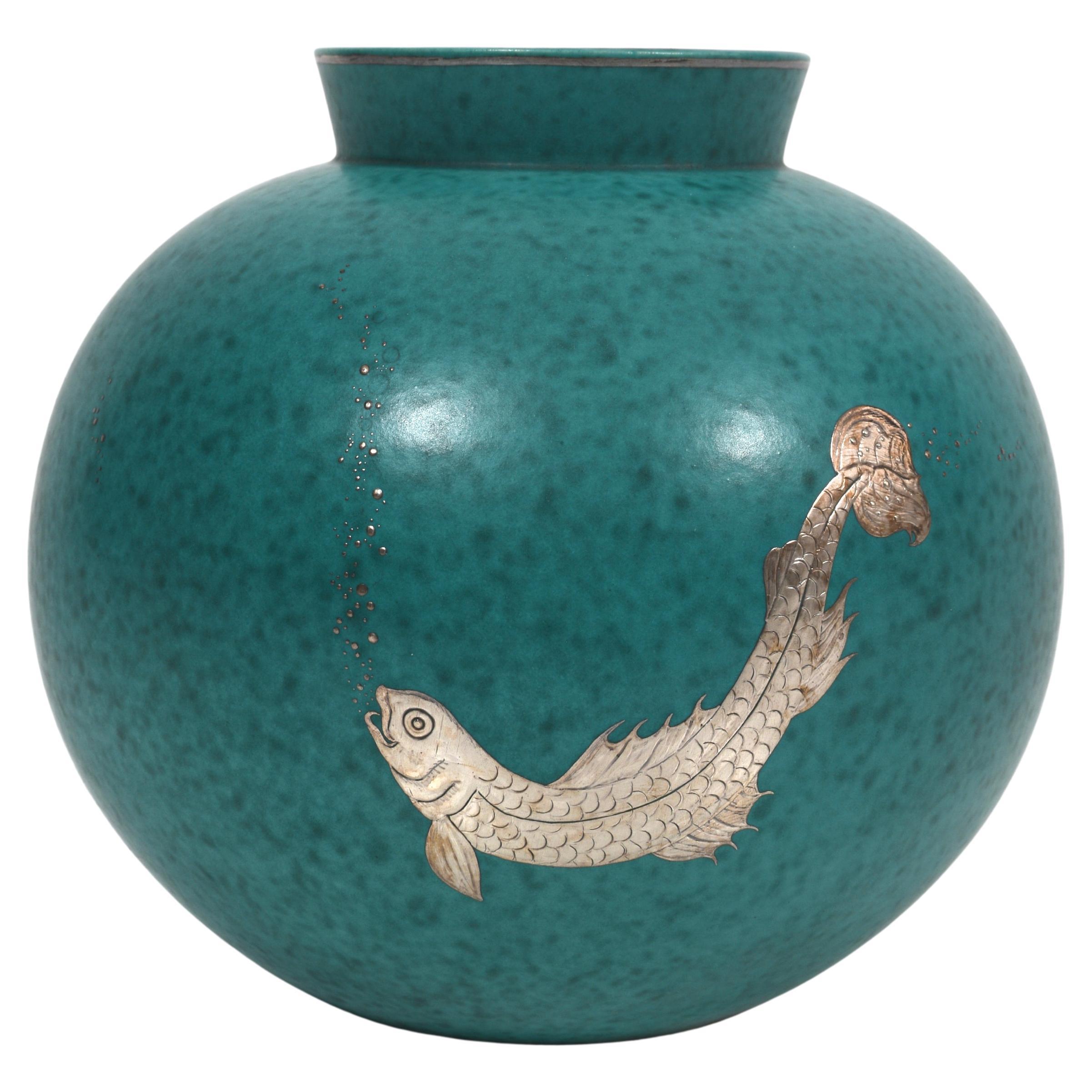 Vaso 'ARGENTA' di Wilhelm Kåge per Gustavsberg, anni '40 - Fish Design intarsiato in argento