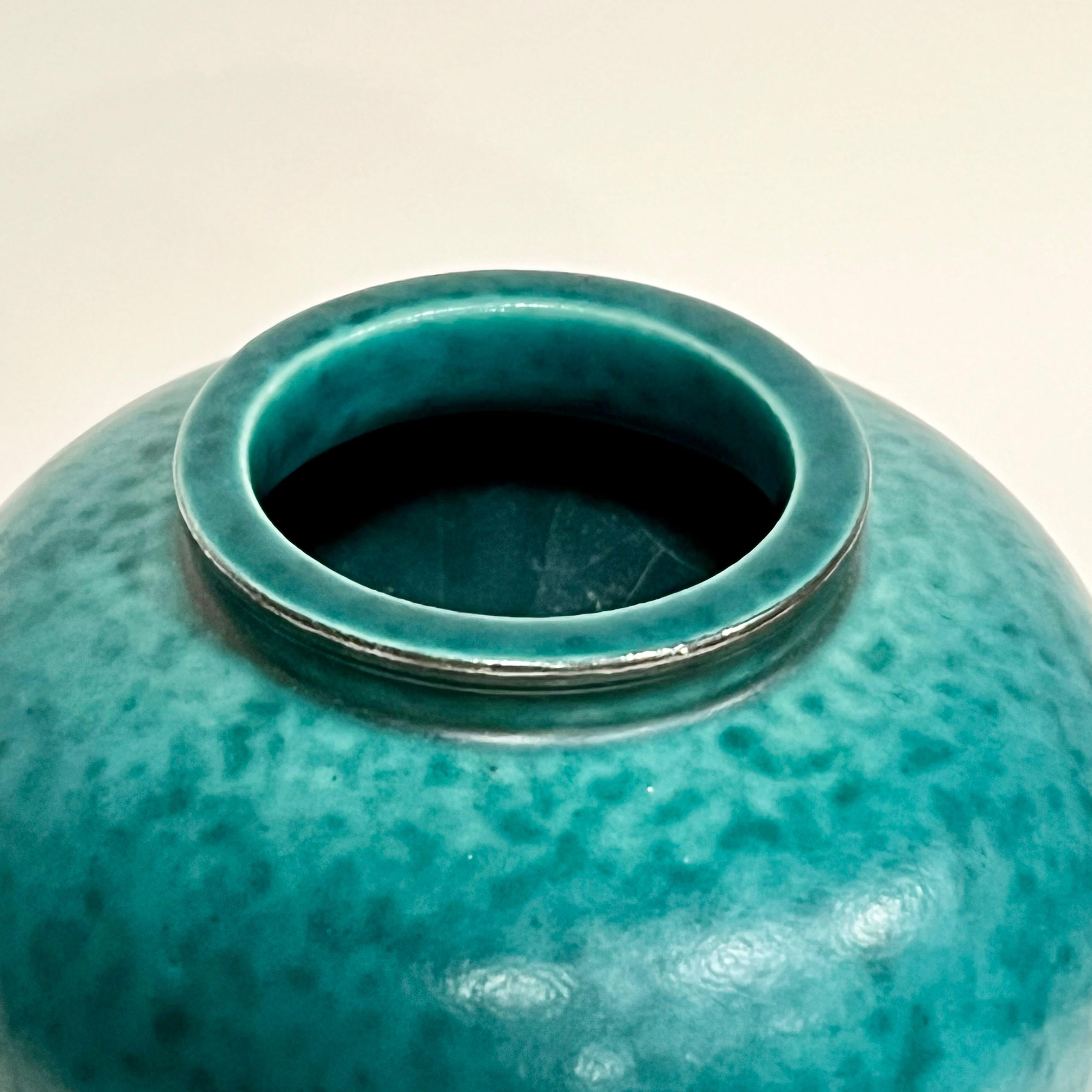 Wilhelm Kåge Vase à sirène en argent vers 1930 Suède Bon état - En vente à Oakland, CA