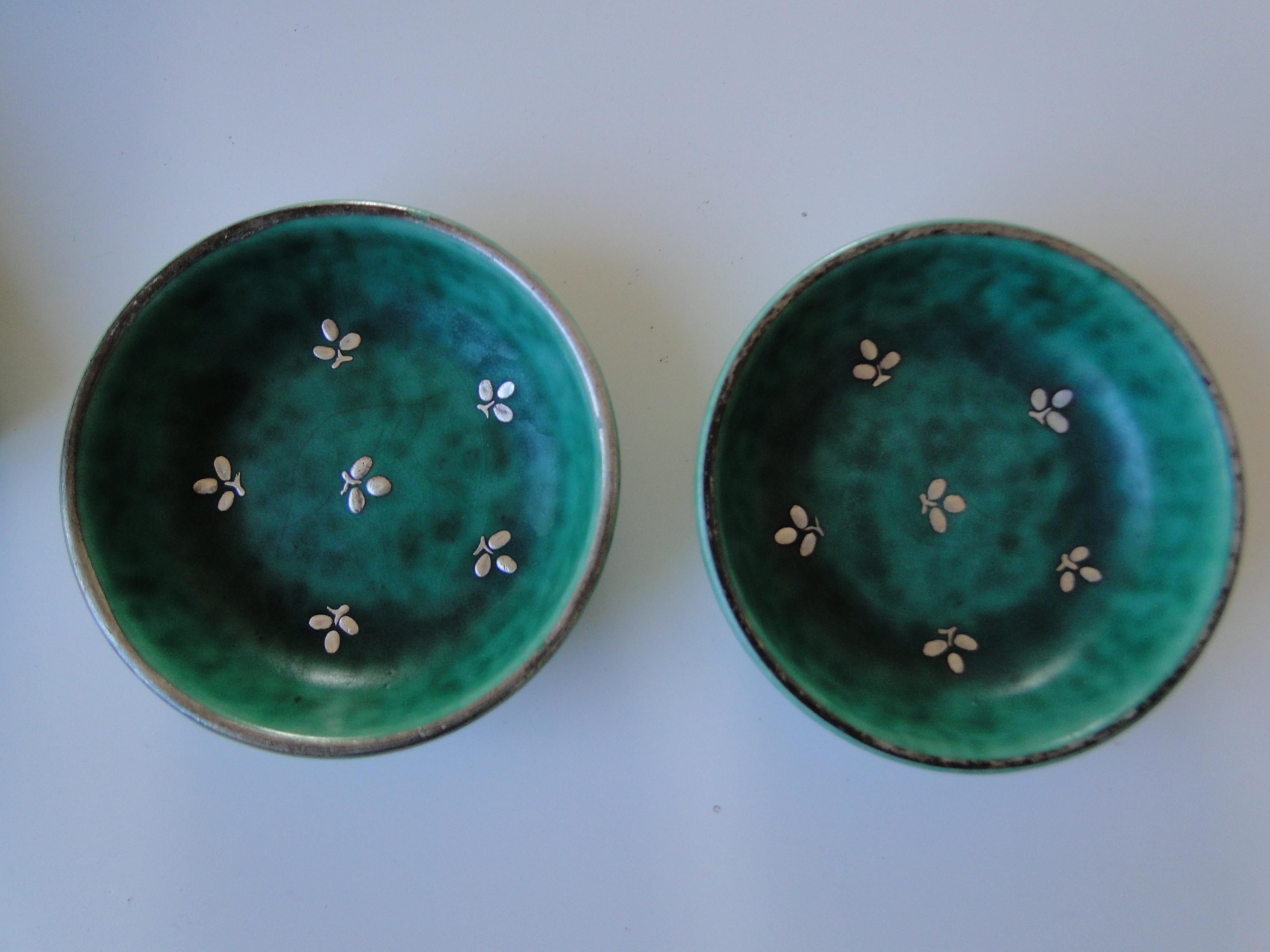 Glazed Wilhelm Kage for Gustavsberg 5 Small Argenta Bowls and One Square For Sale