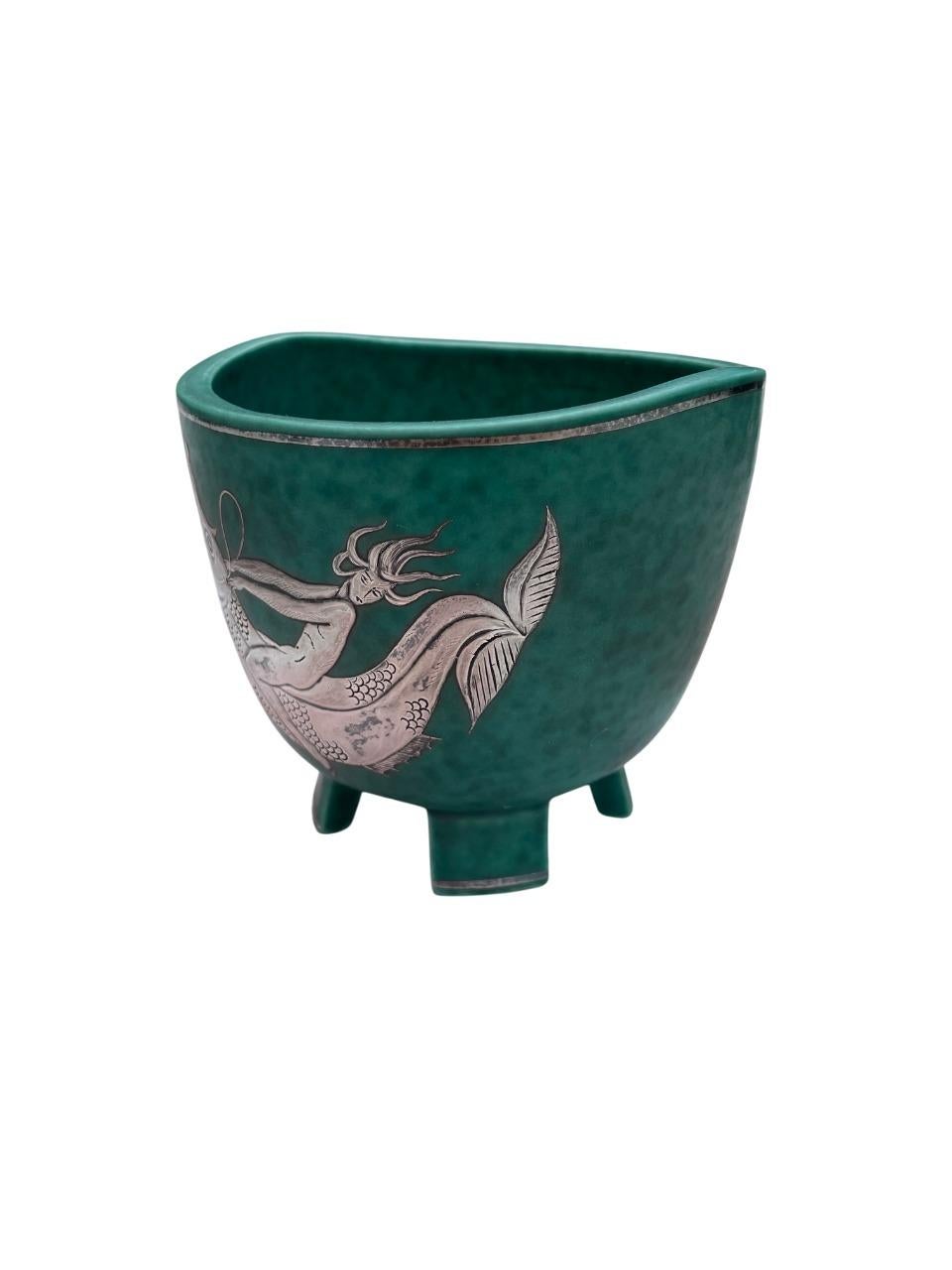 Wilhelm Kåge für Gustavsberg Argenta-Vase mit Meerjungfrau und Fisch, Schweden, 1930er Jahre (Mitte des 20. Jahrhunderts) im Angebot