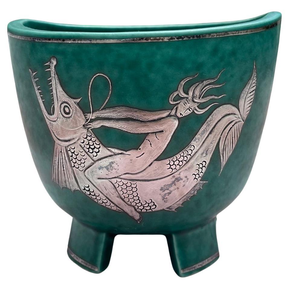 Wilhelm Kåge für Gustavsberg Argenta-Vase mit Meerjungfrau und Fisch, Schweden, 1930er Jahre im Angebot