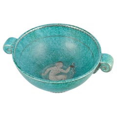 Wilhelm Kåge for Gustavsberg. Art Deco bowl from the Argenta series, 1940s.