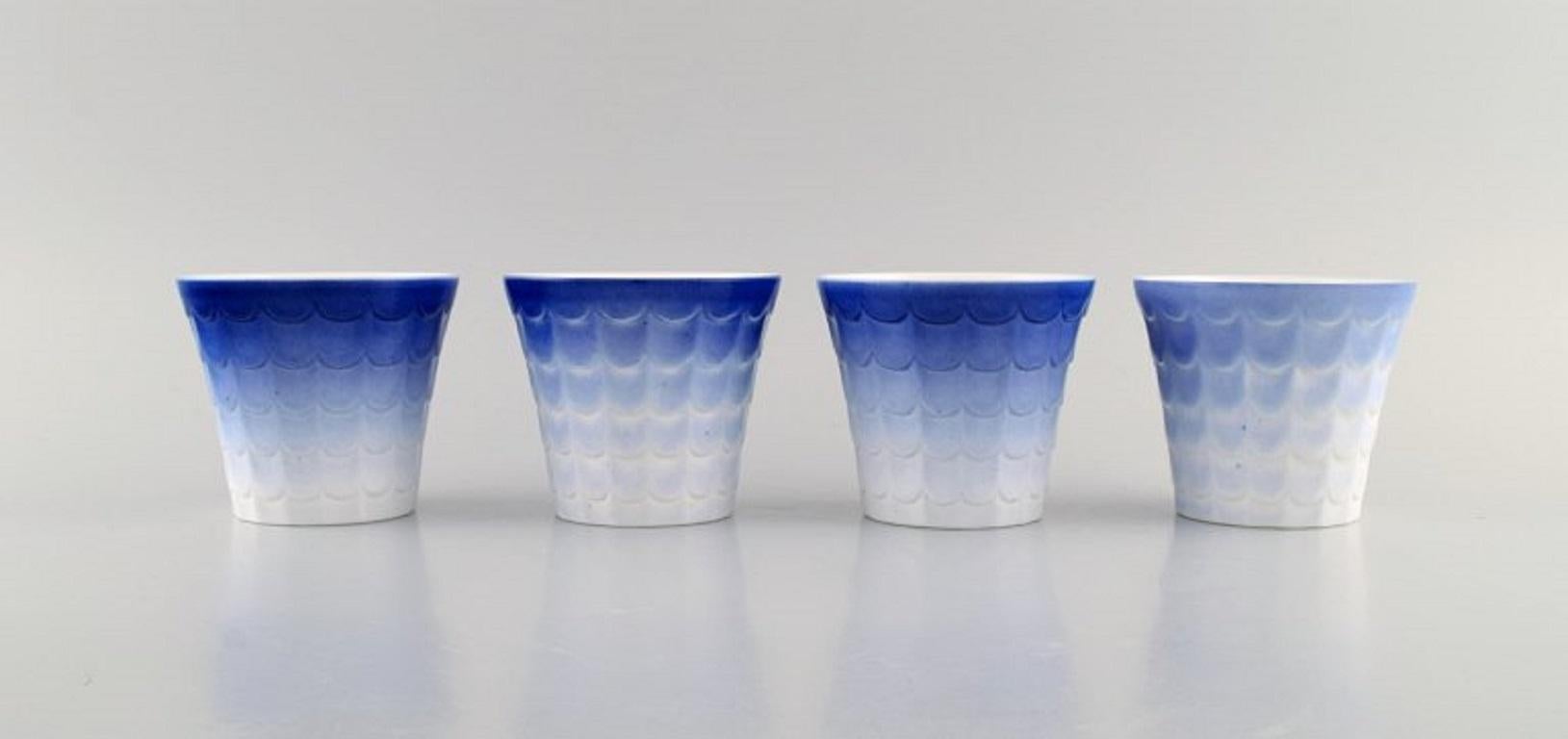 Wilhelm Kge für Gustavsberg, vier Art-Déco-Kürbiskannen aus glasiertem Porzellan (Art déco) im Angebot