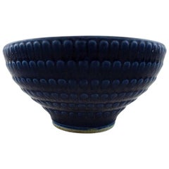 Wilhelm Kåge for Gustavsberg, Large Ceramic Bowl in Beautiful Dark Blue Glaze