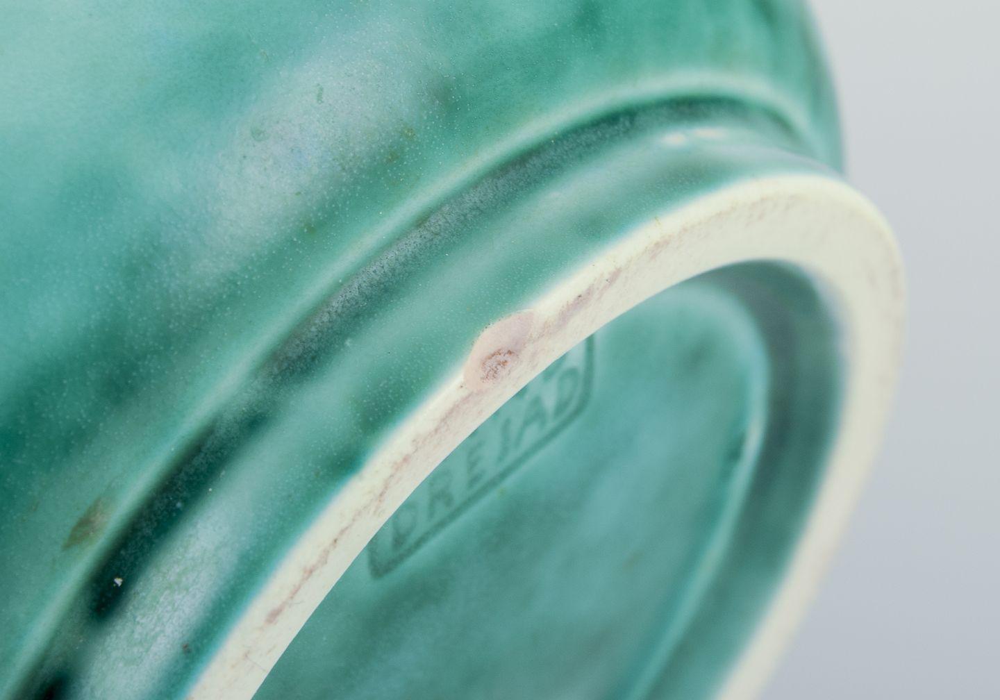 Wilhelm Kåge for Gustavsberg. Large stoneware vase. “Argenta” series. In Excellent Condition For Sale In København, Copenhagen