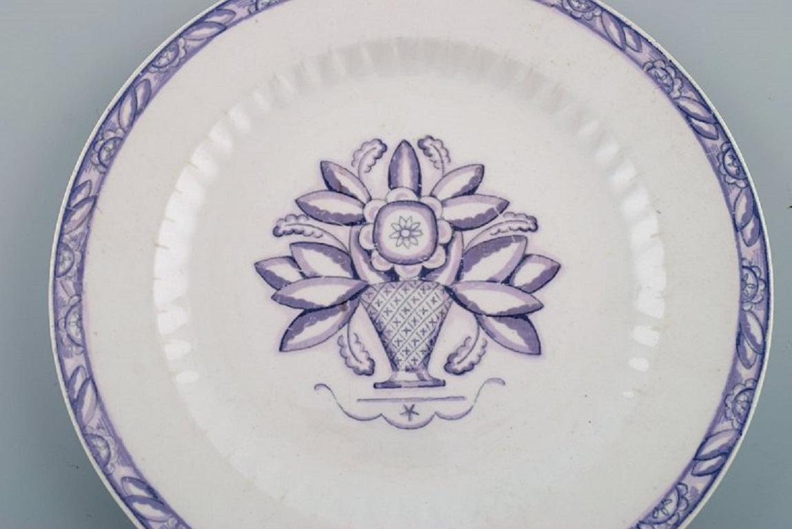Hand-Painted Wilhelm Kåge for Gustavsberg, Vas Serving Dish and Fifteen Plates in Faience For Sale