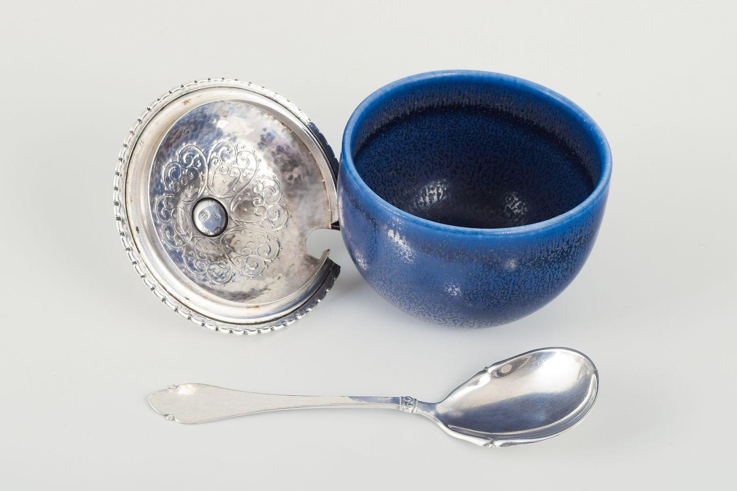 Swedish Wilhelm Kåge for Kåge Verkstad Gustavsberg. Jam jar with silver lid and spoon. For Sale
