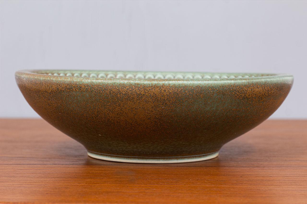 Scandinavian Modern Wilhelm Kåge Green & Brown Stoneware Dish, Bowl, Gustavsberg, Sweden, 1950s