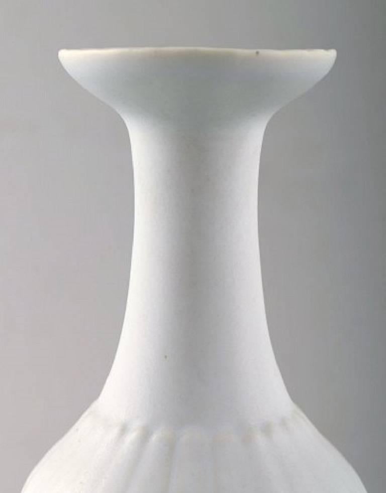 Scandinavian Modern Wilhelm Kåge, Gustavsberg, Ceramic Vase in White Glaze For Sale