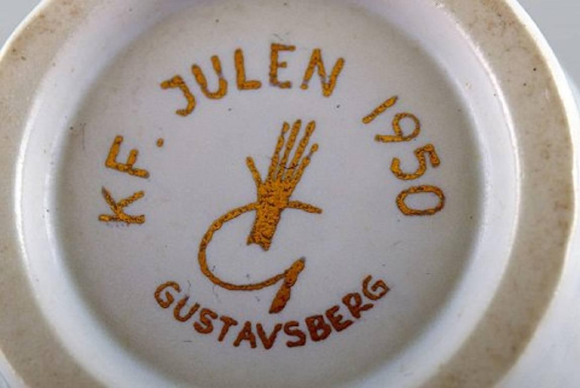 20th Century Wilhelm Kåge, Gustavsberg, Ceramic Vase in White Glaze For Sale