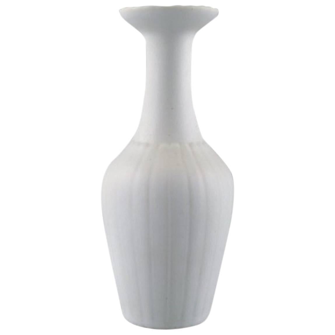 Wilhelm Kåge, Gustavsberg, Ceramic Vase in White Glaze For Sale