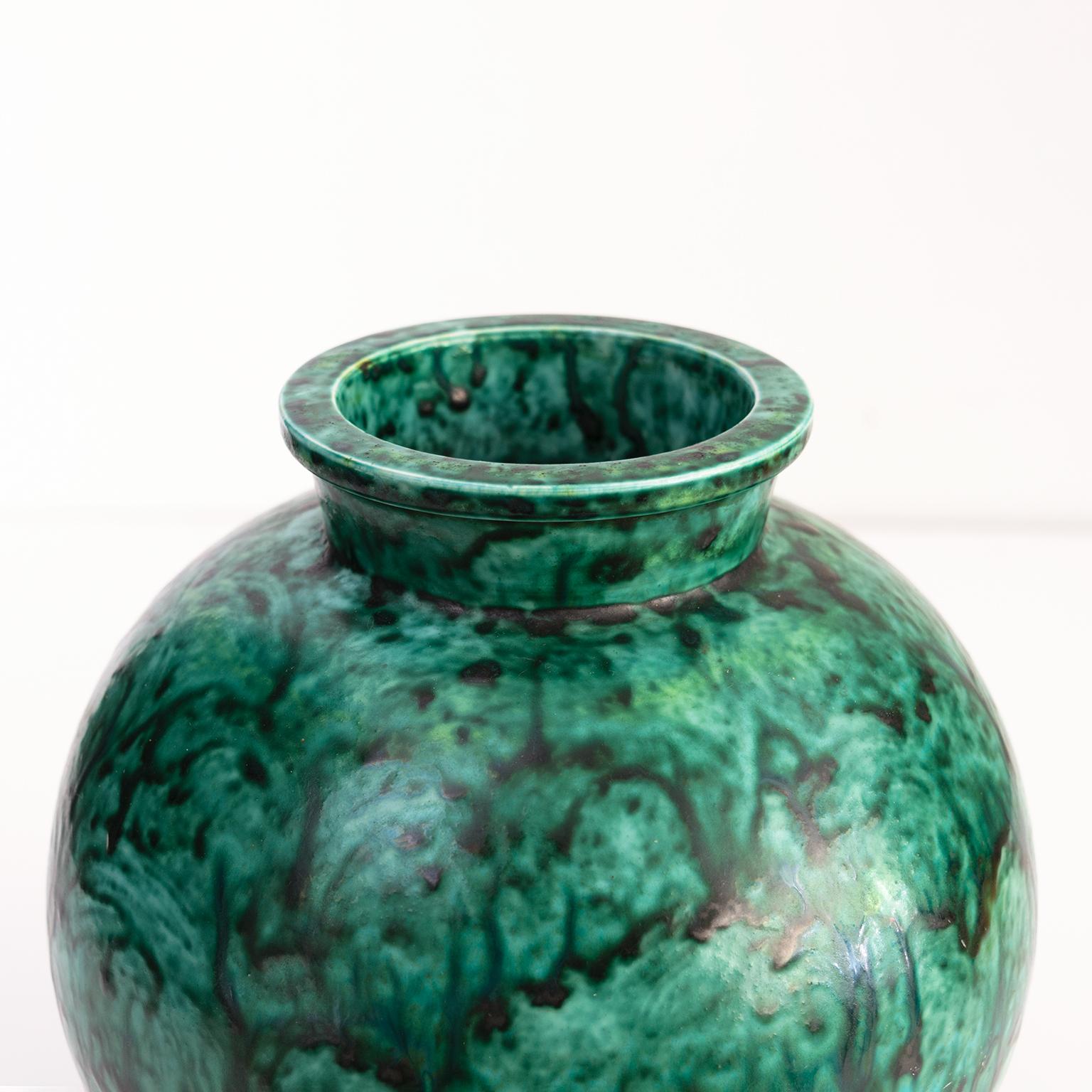 Ceramic Wilhelm Kage, Gustavsberg Scandinavian Modern Unique Splatter Glazed Vase