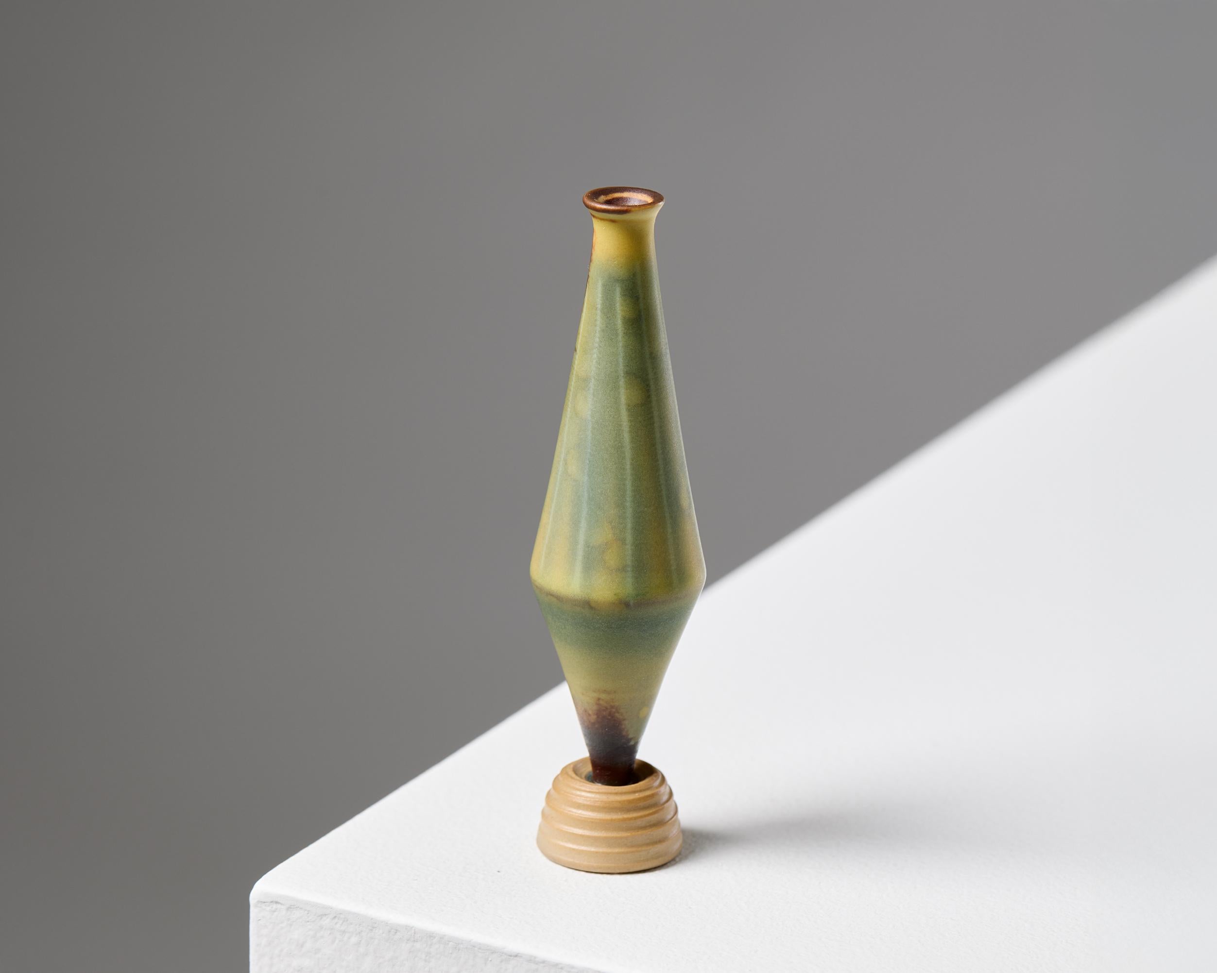 Vase 'Spirea'
Entworfen von Wilhelm Kåge für Gustavsbergs Studio
Schweden, 1950er Jahre