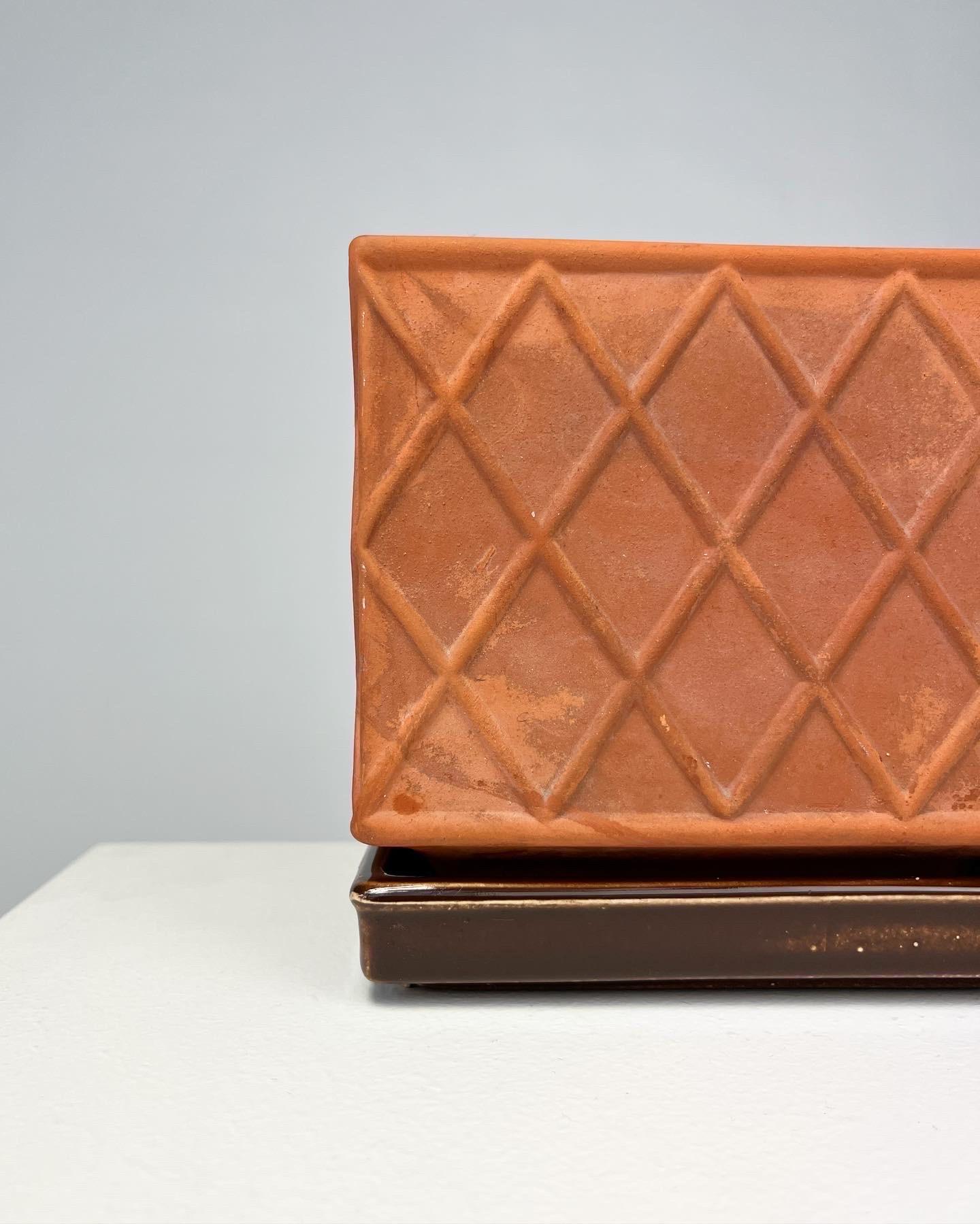 Wilhelm Kage Planter Gustavsberg Sweden Terracotta Plant Pot 1940s In Good Condition For Sale In Basel, BS
